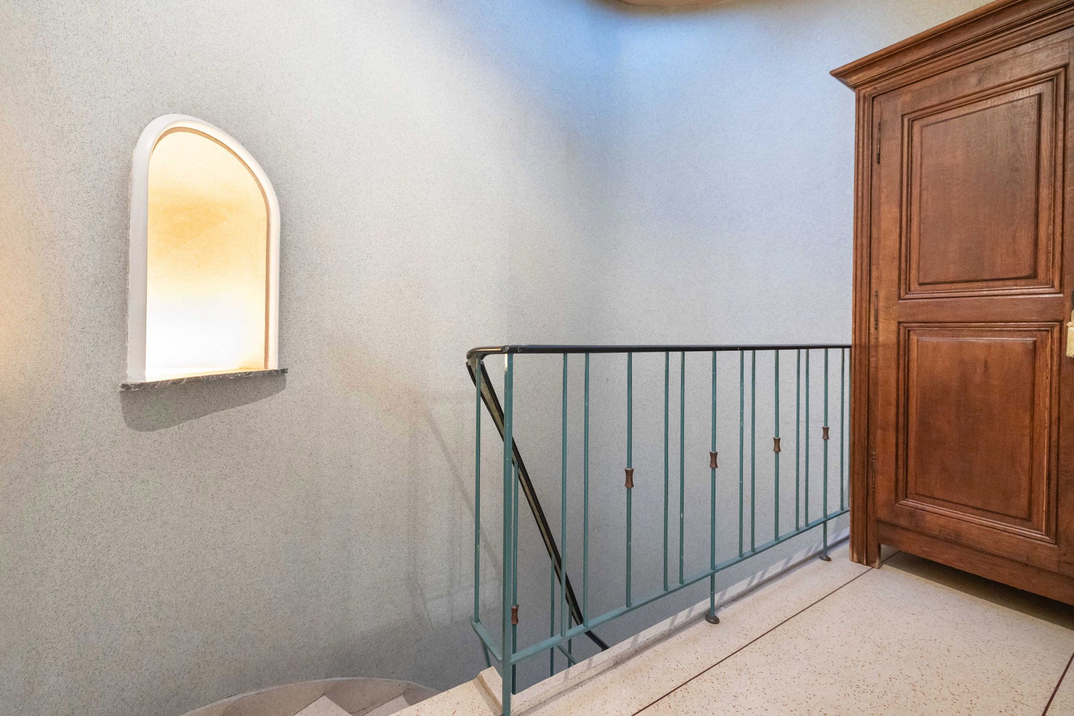 Appartement met 2 slaapkamers + zolder + garage + buitenparking inbegrepen foto 16