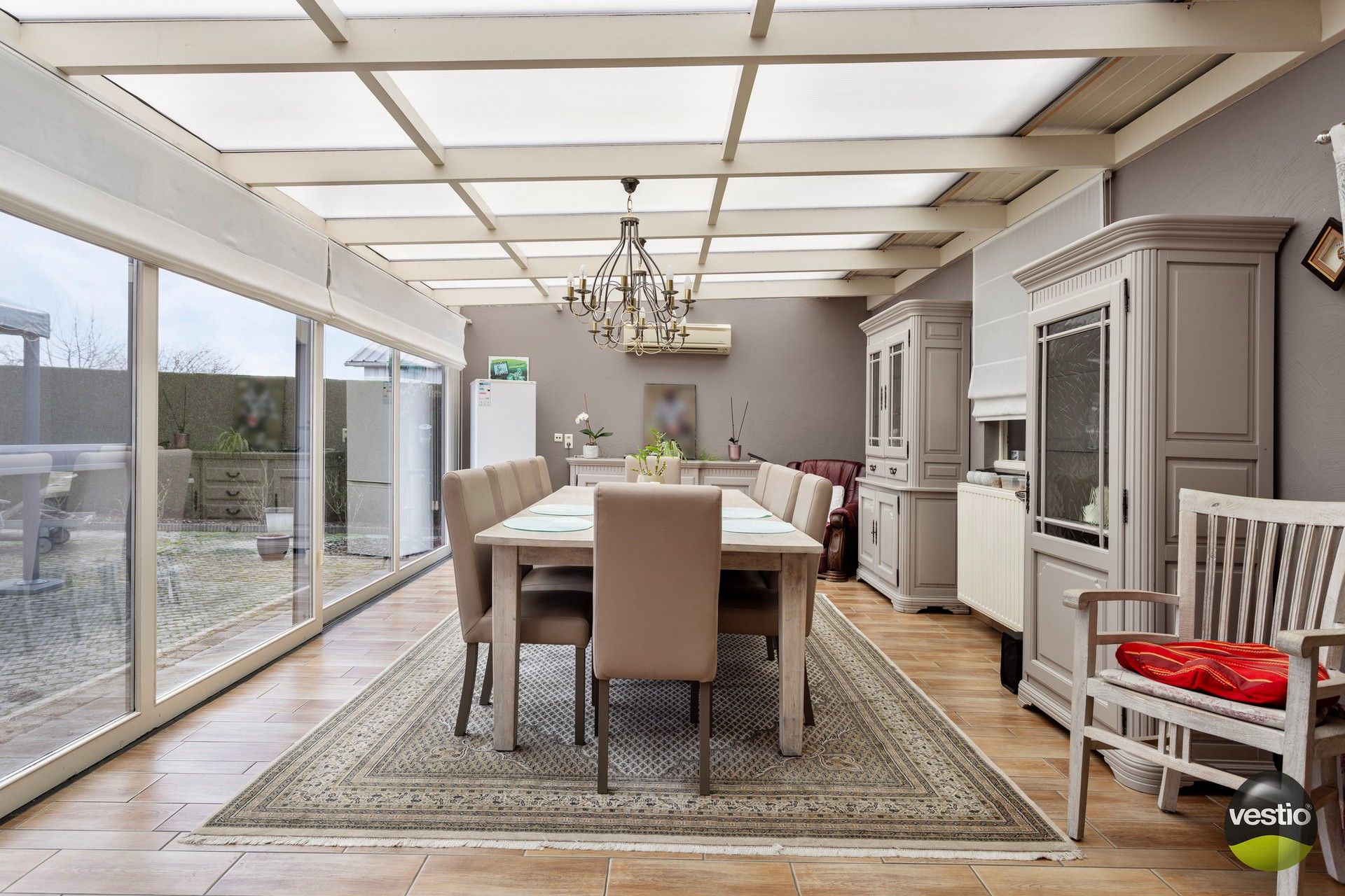 RUIME VILLA MET 430 M² WERKPLAATSEN OP 26,37 ARE foto 19