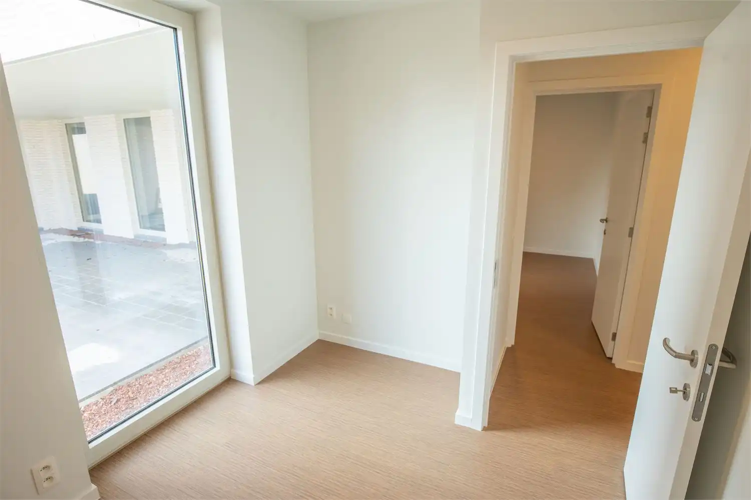 Energiezuinig appartement met een zeer ruim terras! foto 16