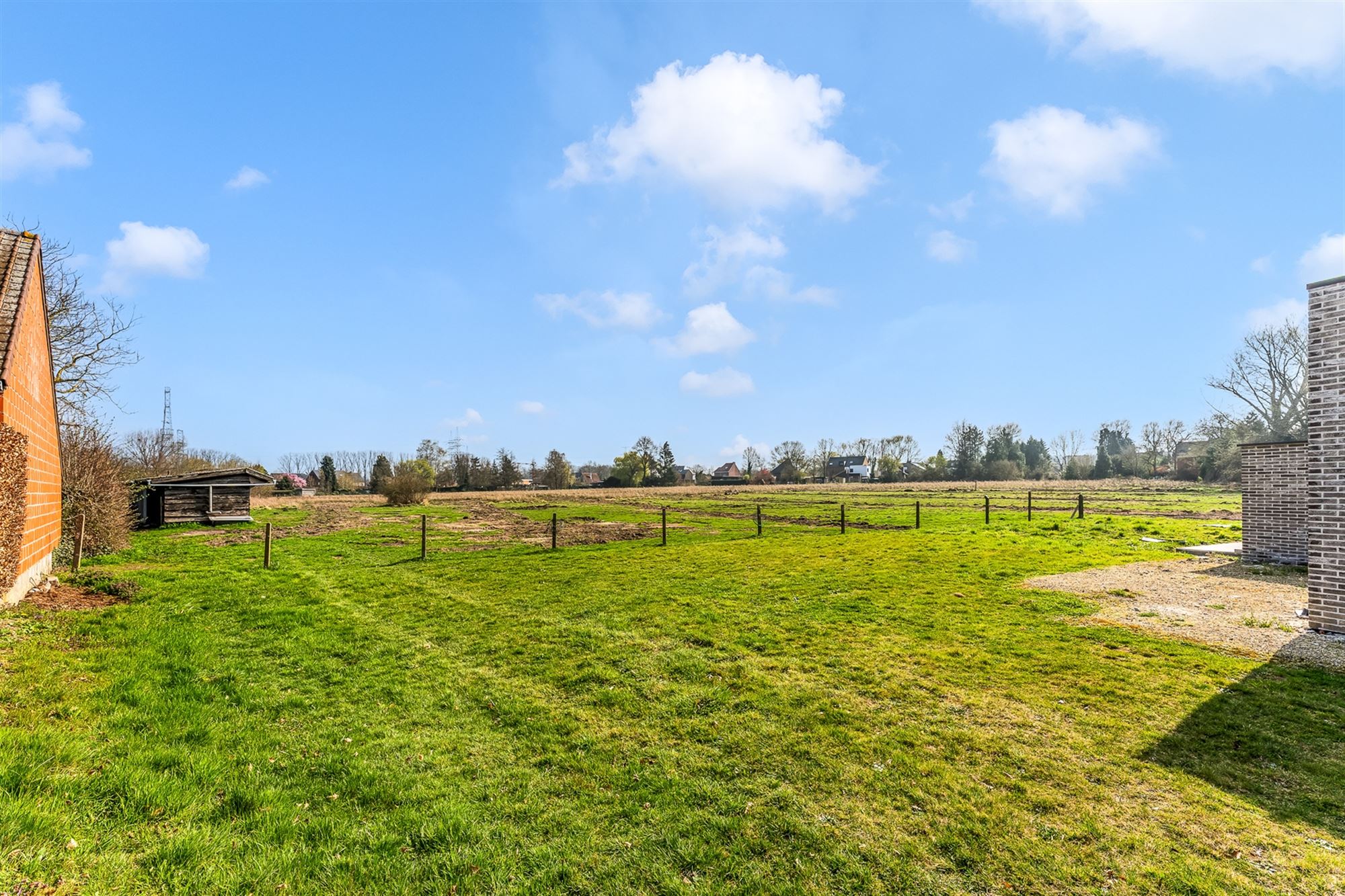KNAPPE NIEUWBOUWWONING OP ZEER GOEDE LOCATIE TE HASSELT MET ZICHT OP DE ACHTERLIGGENDE WEIDES foto 14