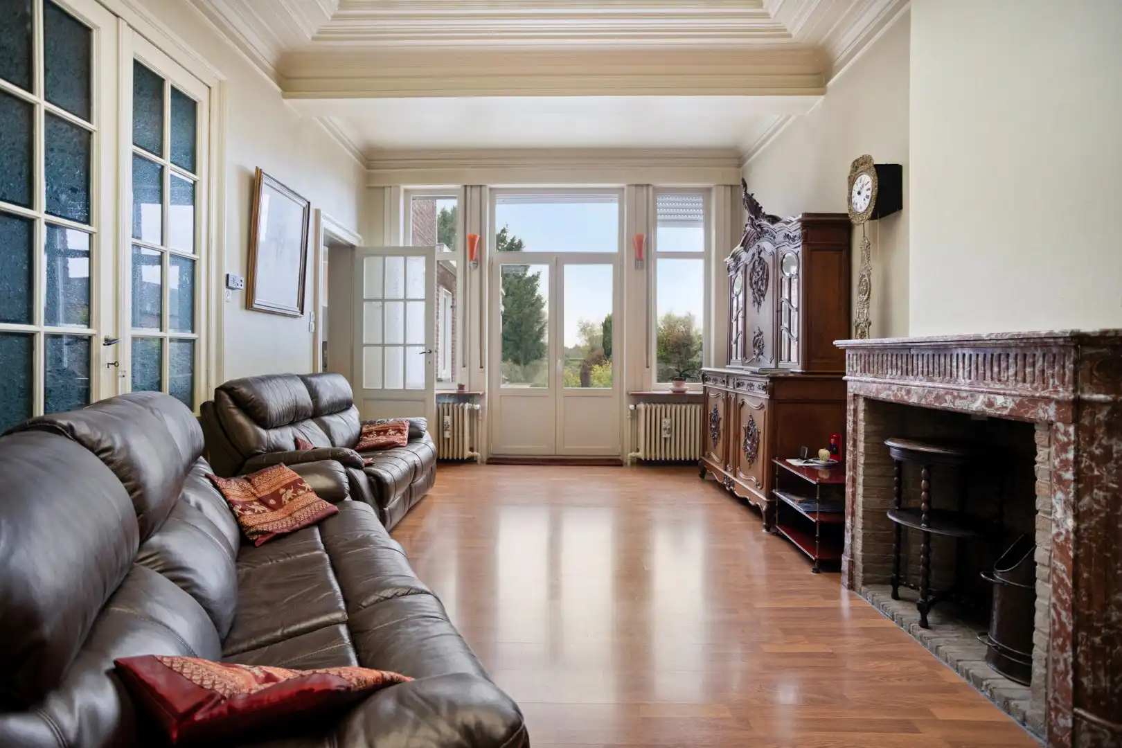 Eclectisch burgerhuis met landelijke verzichten op 2659 m² in centrum Kuurne. foto 12