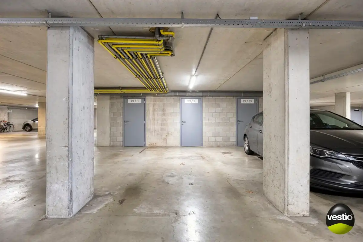 Instapklaar gelijkvloers appartement met uitzonderlijk groot terras op toplocatie in Hasselt foto 15
