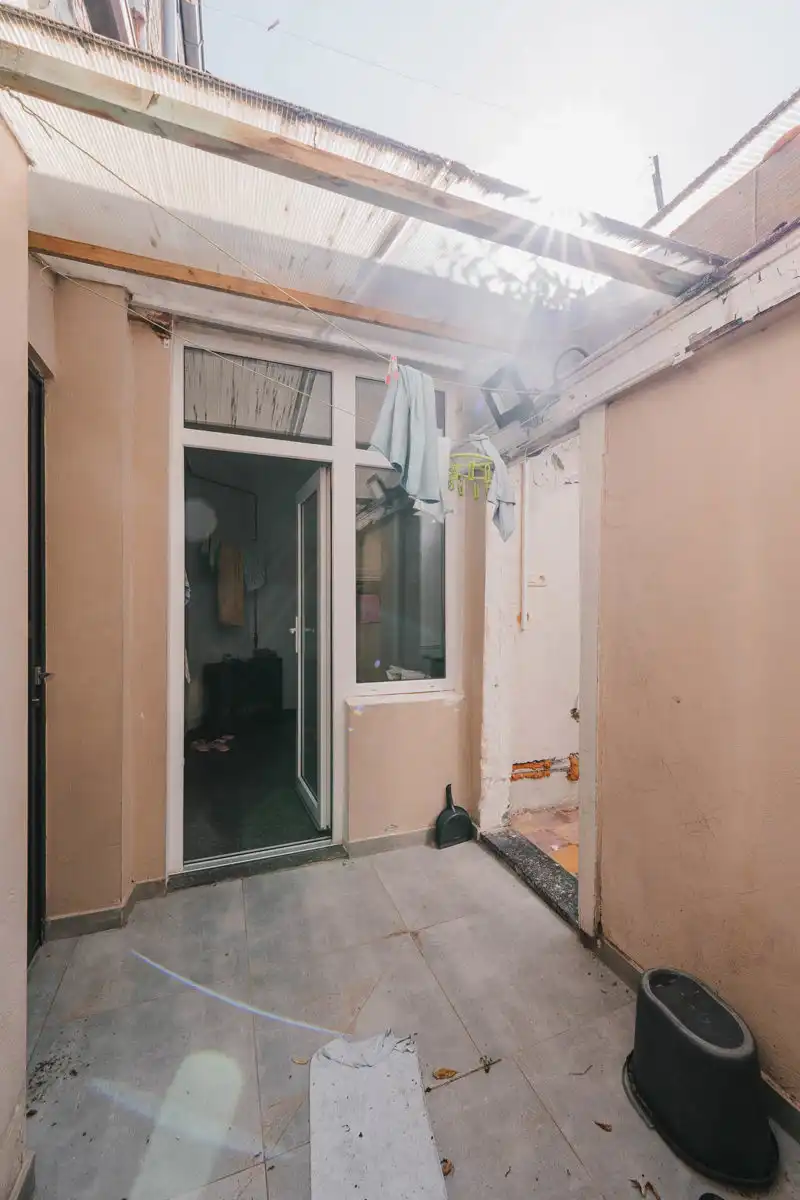 Karaktervol renovatieproject met garage te Mechelen foto 16