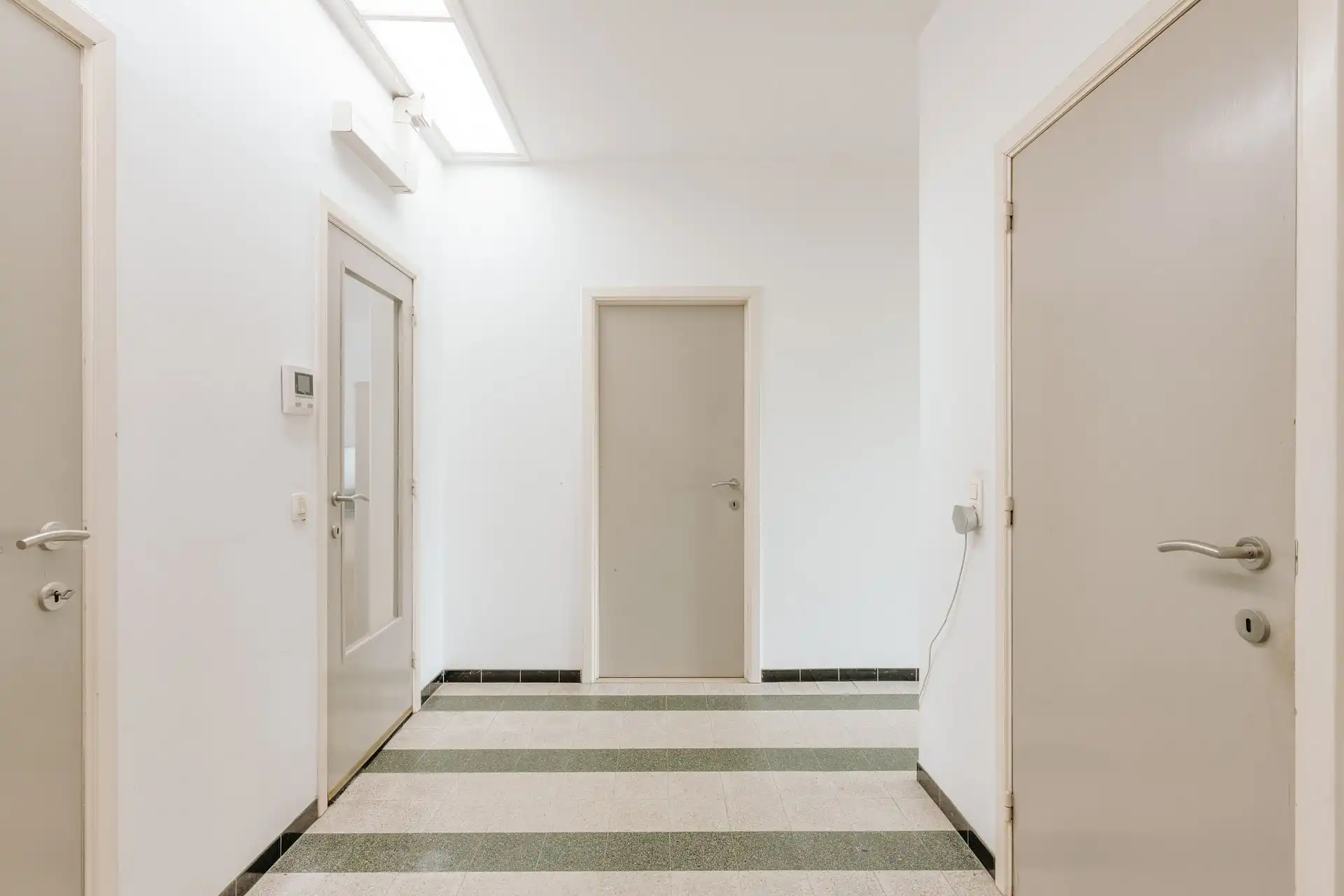 Ruim en lichtrijk appartement nabij De Bist! foto 2