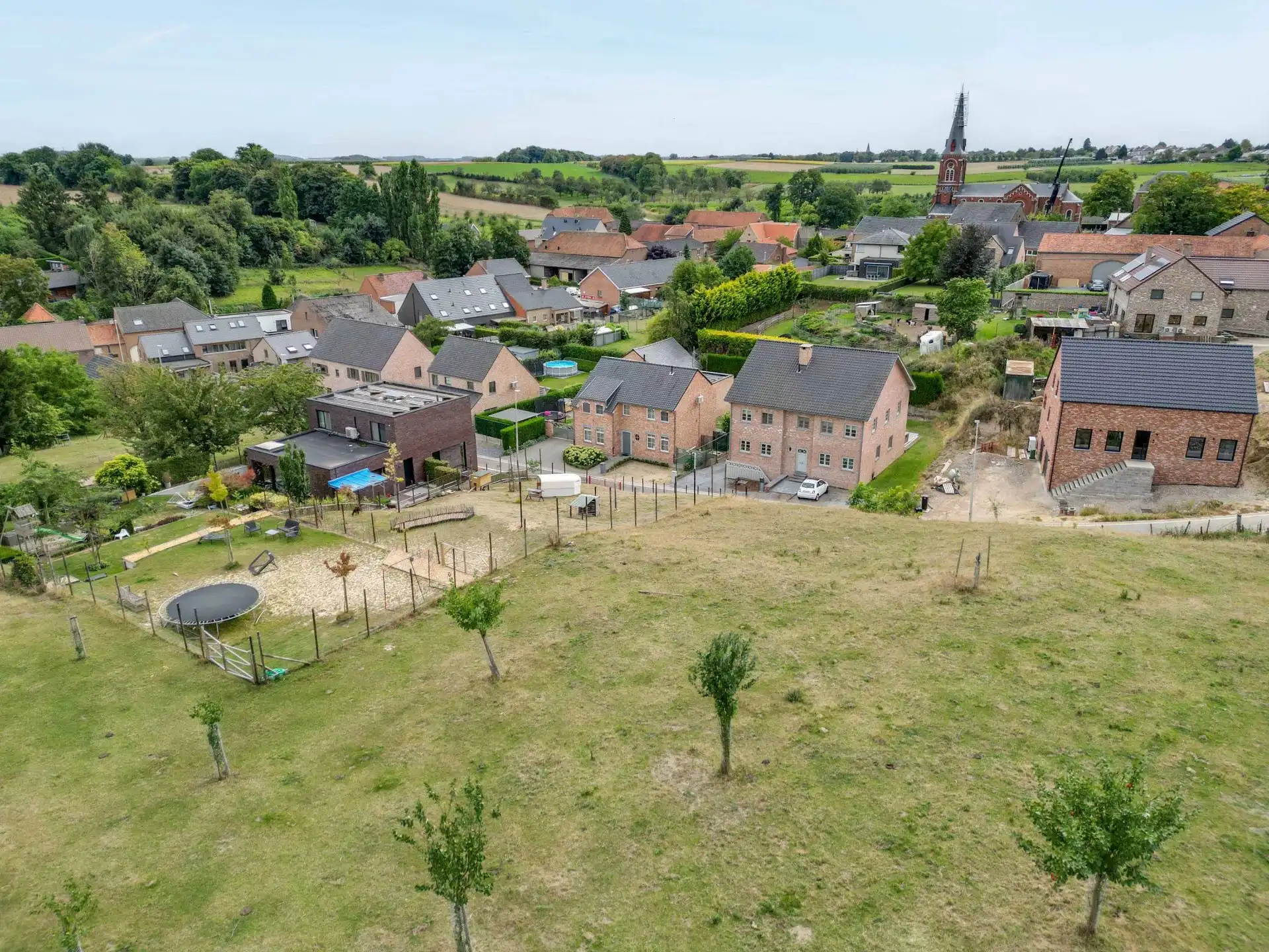 Ruim perceel bouwgrond met landelijke ligging foto 4