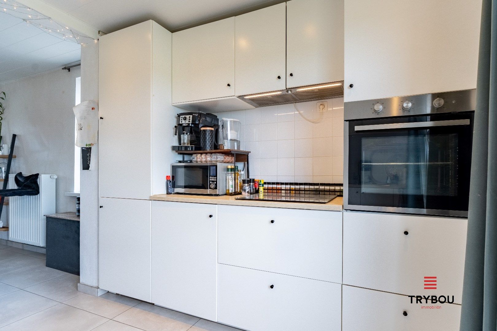 Charmante woning met landelijke vergezichten op ruim perceel van 1201m² foto 9