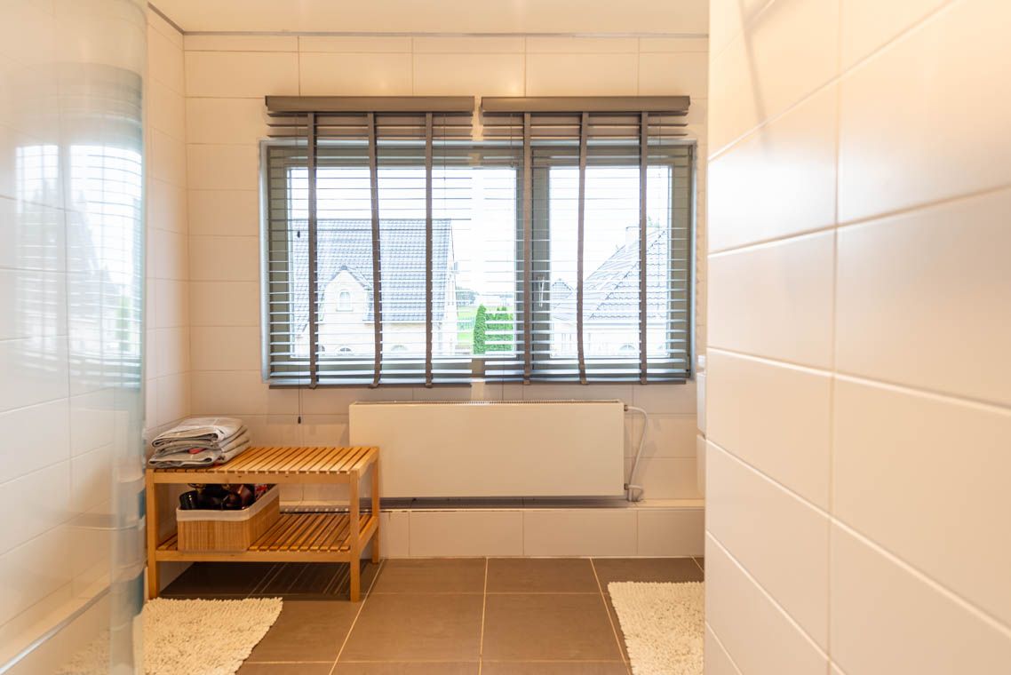 Energiezuinige woning met zonnepanelen, 3 grote slaapkamers, mooie tuin met bergplaats, zalig uitzicht foto 20