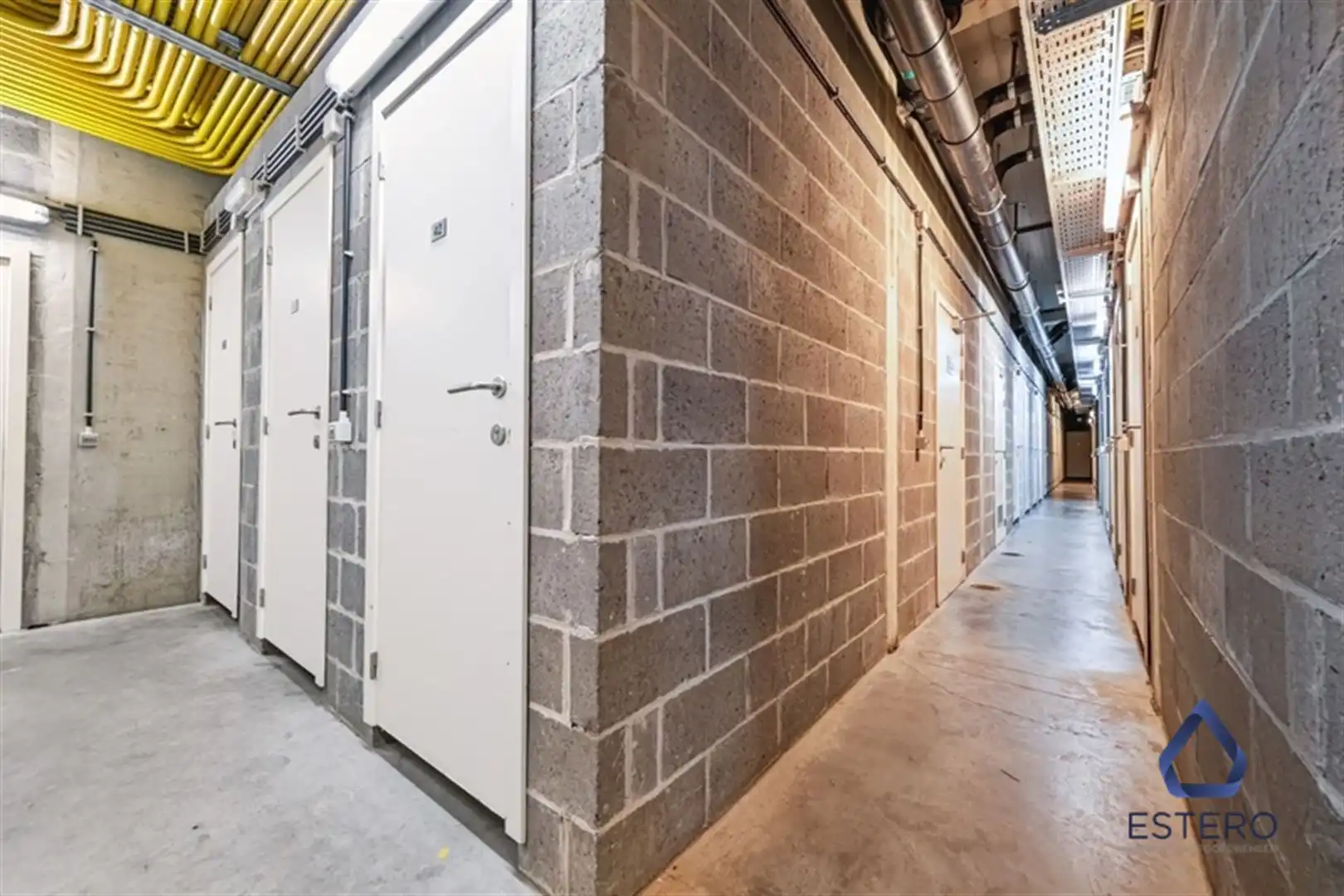Lumineus 1-slpk appartement met kelder in Molenbeek foto 10