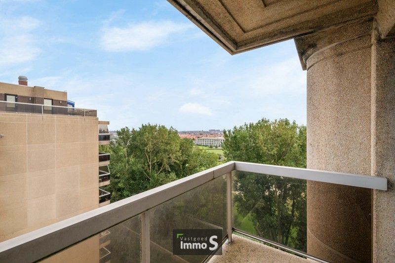 Ruim & energiezuinig appartement met frontaal zeezicht. foto 9