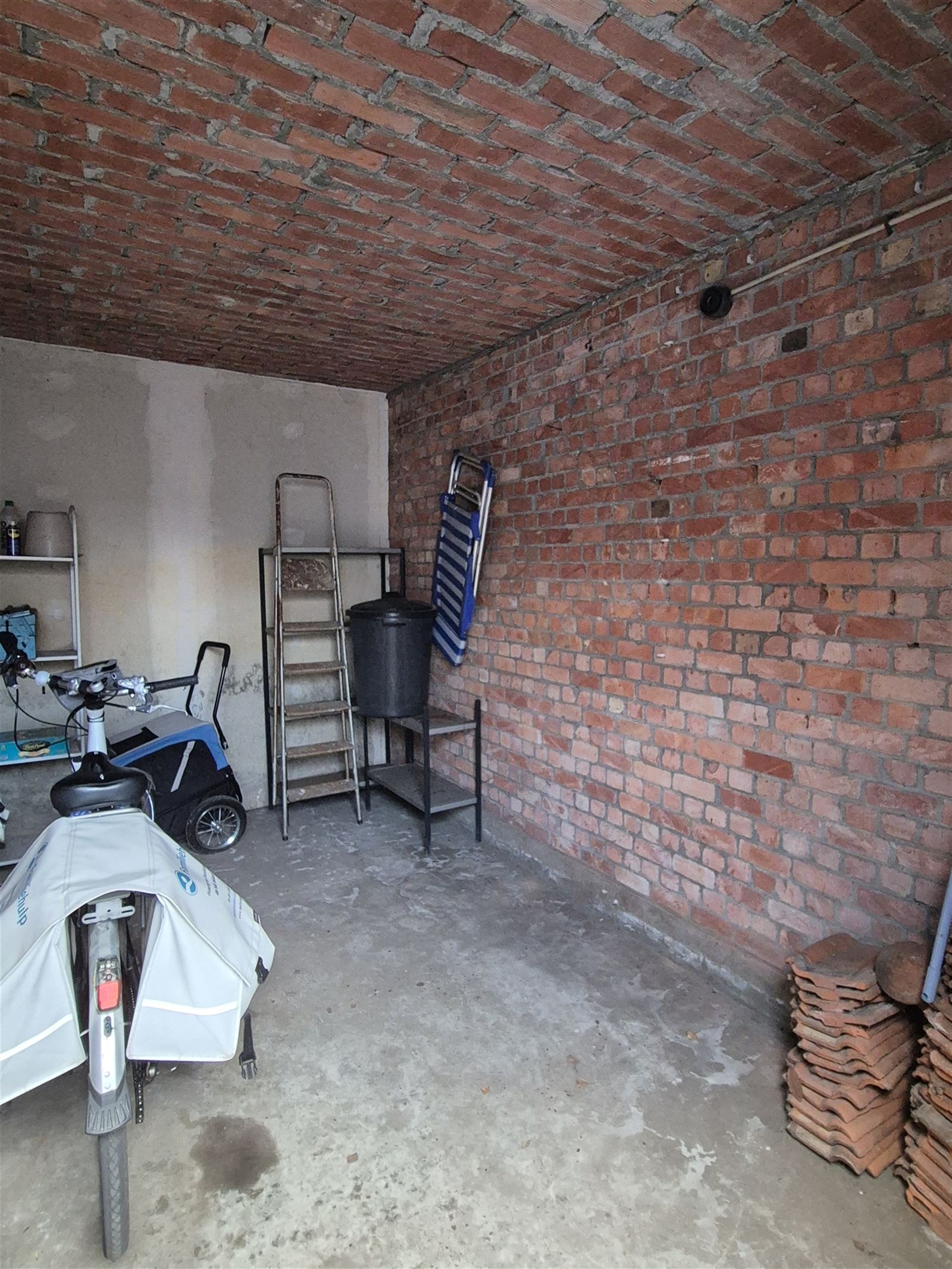 2-slpk appartement met terras en fietsenberging foto 16