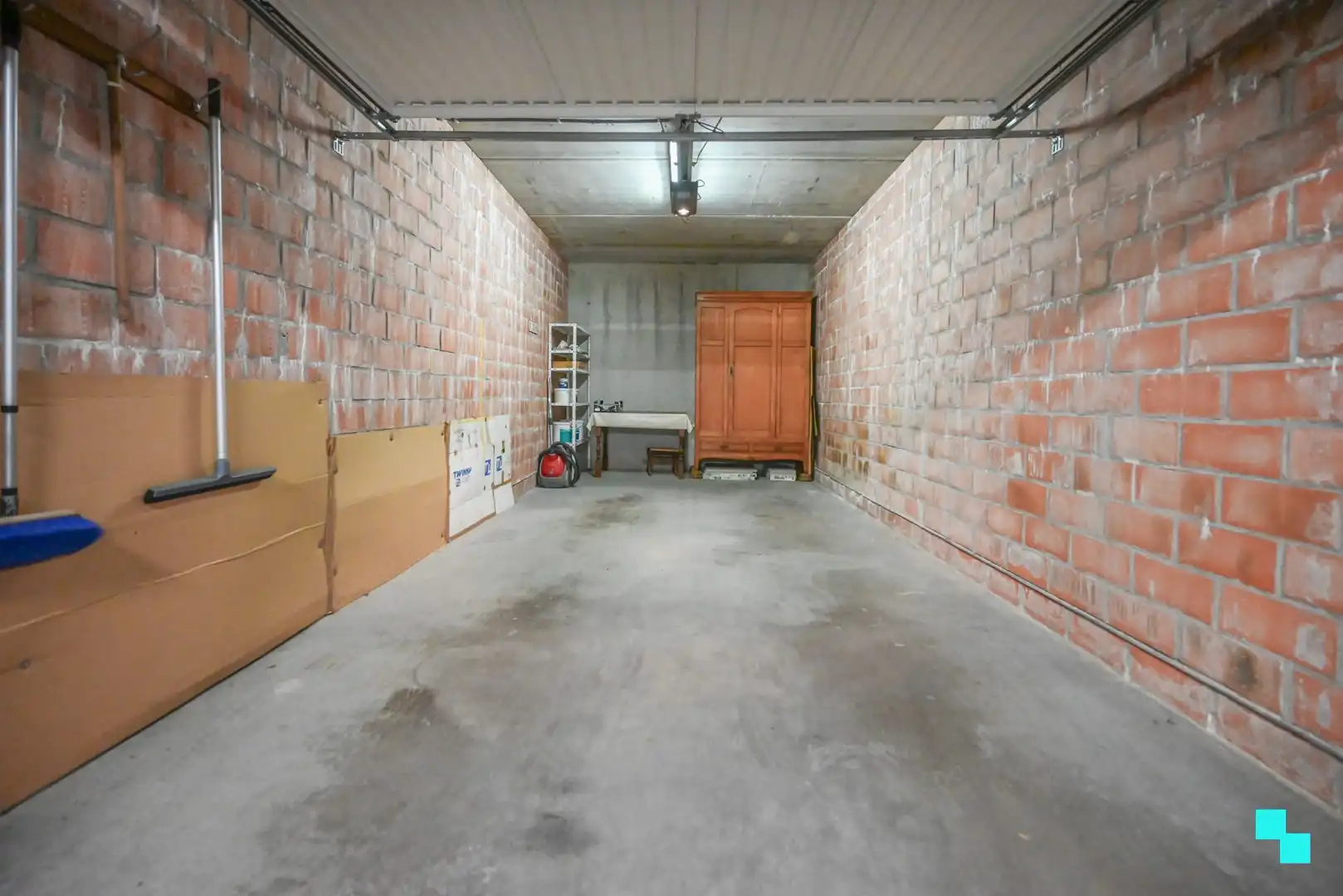 Riant 3-slaapkamerappartement met zicht op de vaart te Izegem foto 33