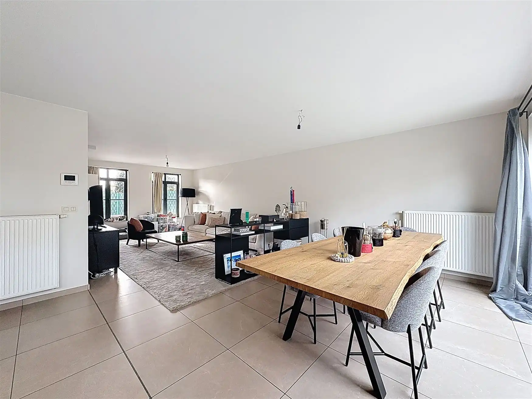 Charmante halfopen bebouwing inclusief garage foto 4