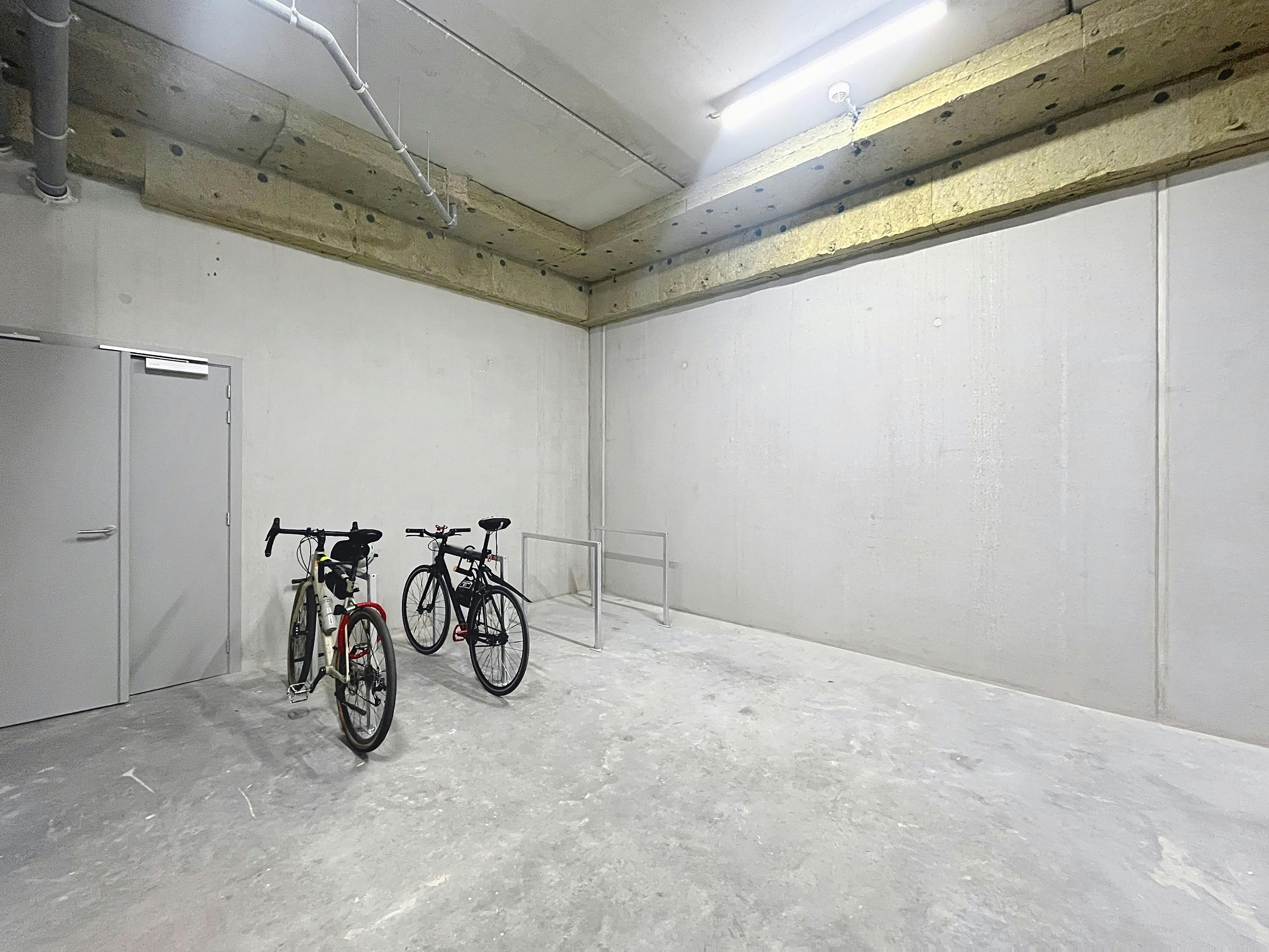 Tour & Taxis | Modern appartement in Oakland met terras foto 15