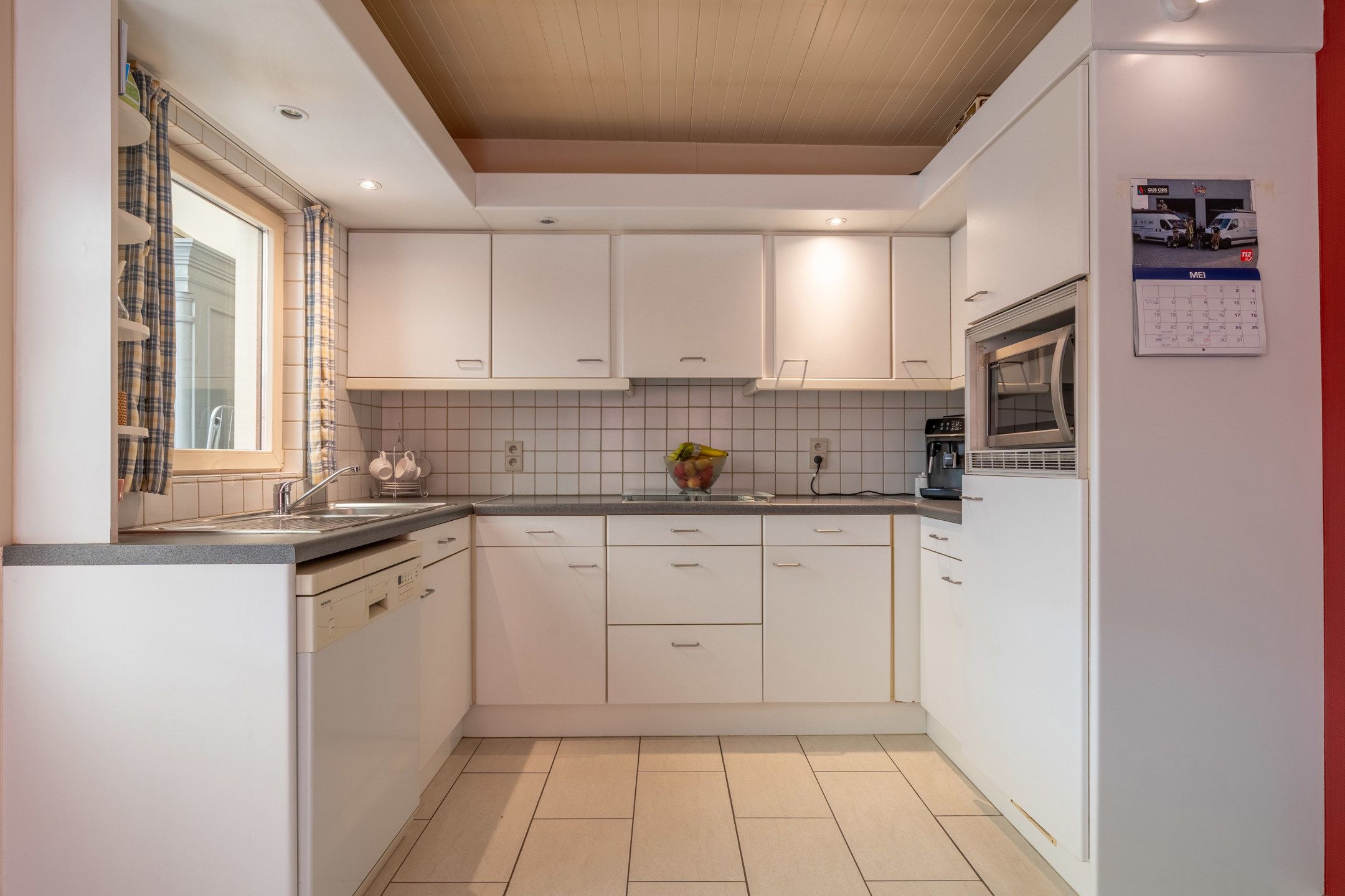 Te renoveren 3slpk woning met prachtige tuin te Vosselaar foto 8