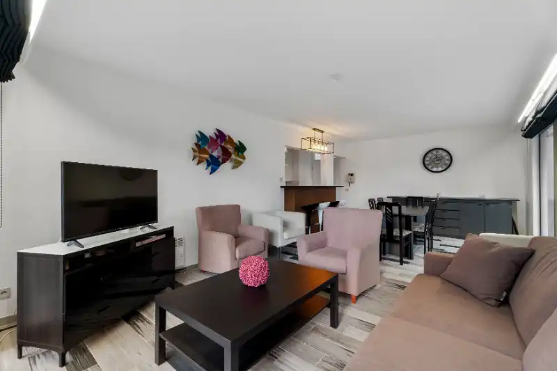 EXCLUSIEF HOEKAPPARTEMENT NABIJ ESPLANADE  IN DE PANNE foto 8