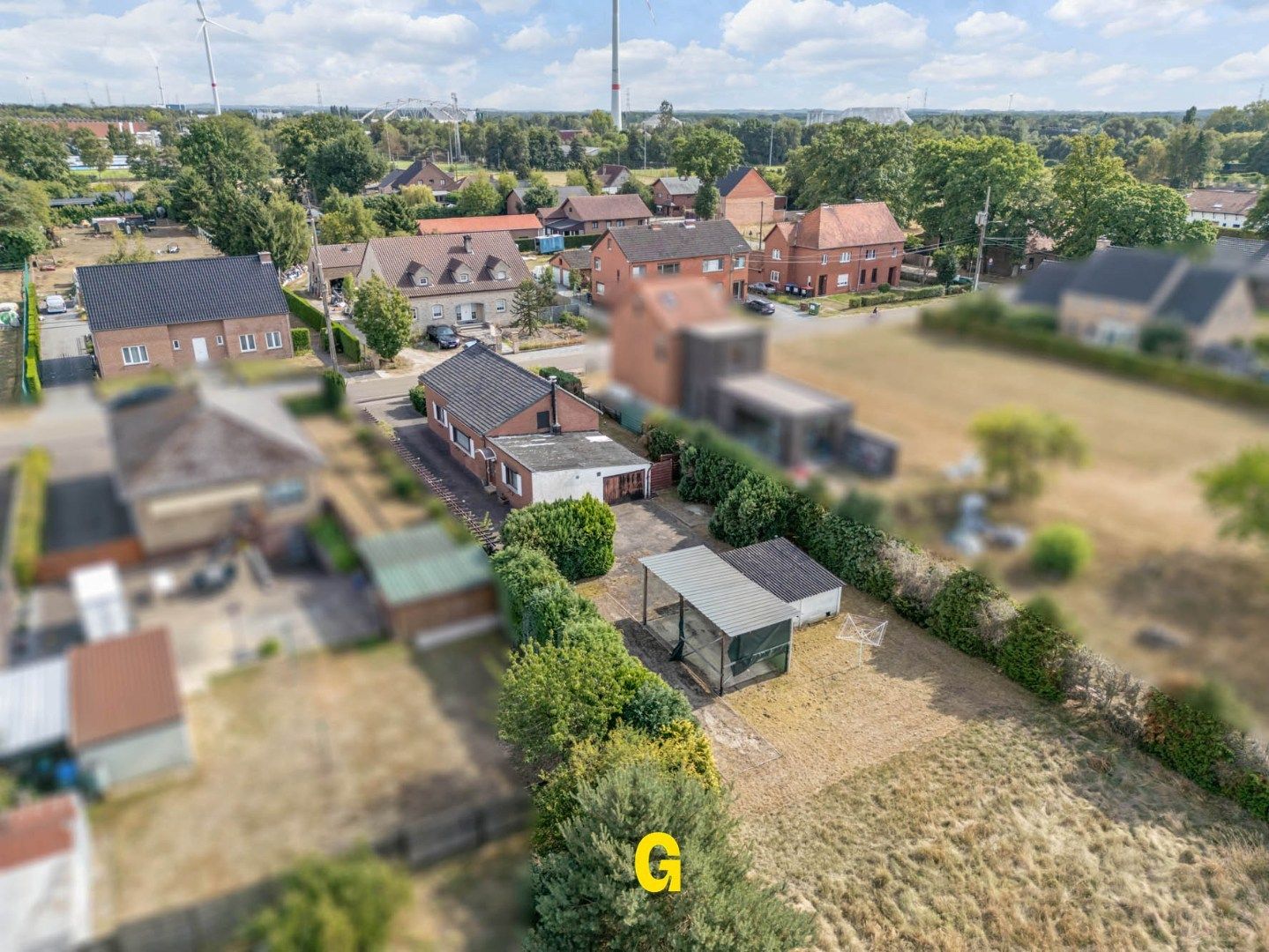 Te renoveren vrijstaande bungalow woning met tuin op een perceel van 8a 55ca foto 30