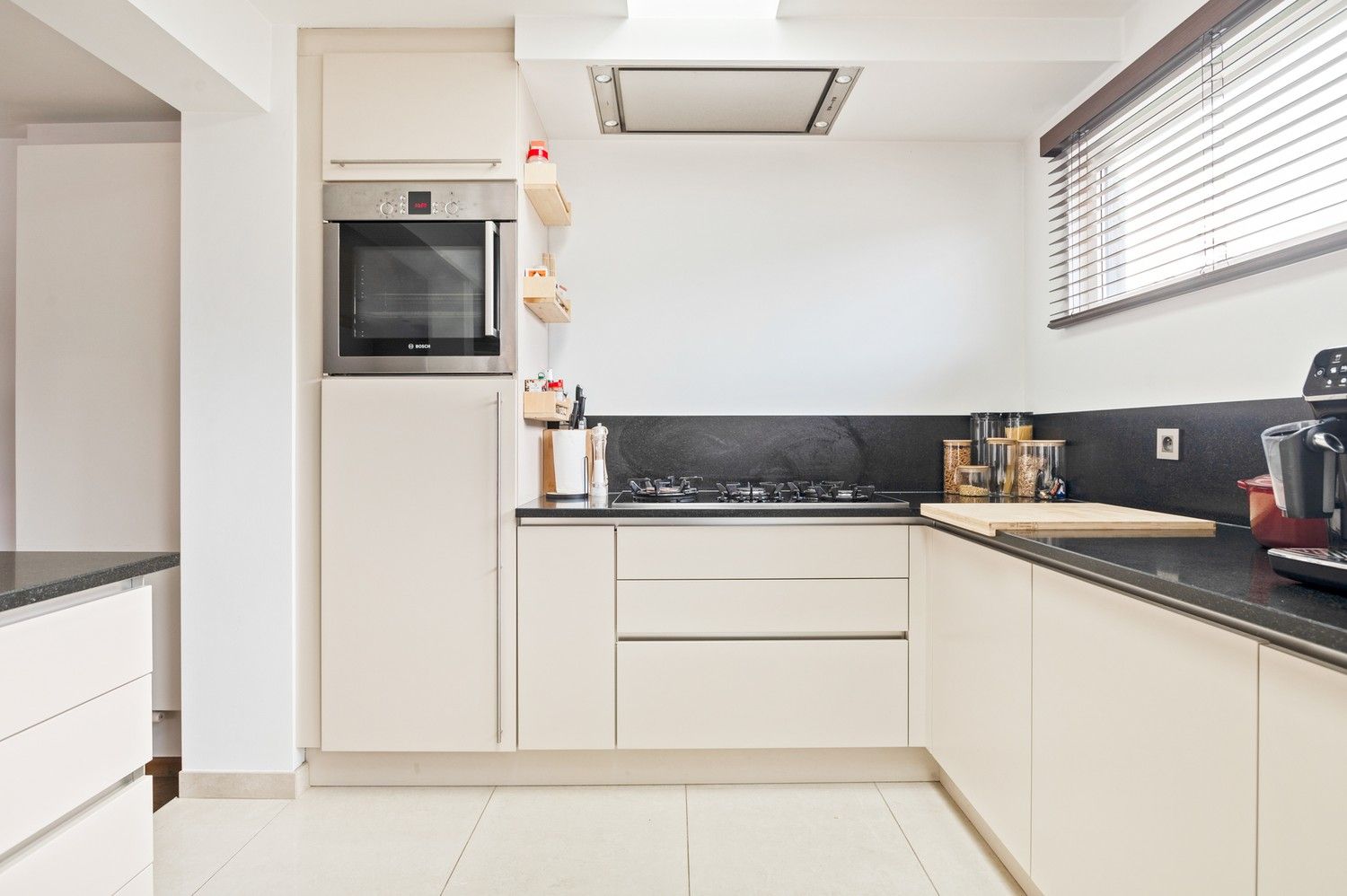 Huis met 3 slaapkamers, studio en tuin te Borsbeek! foto 8