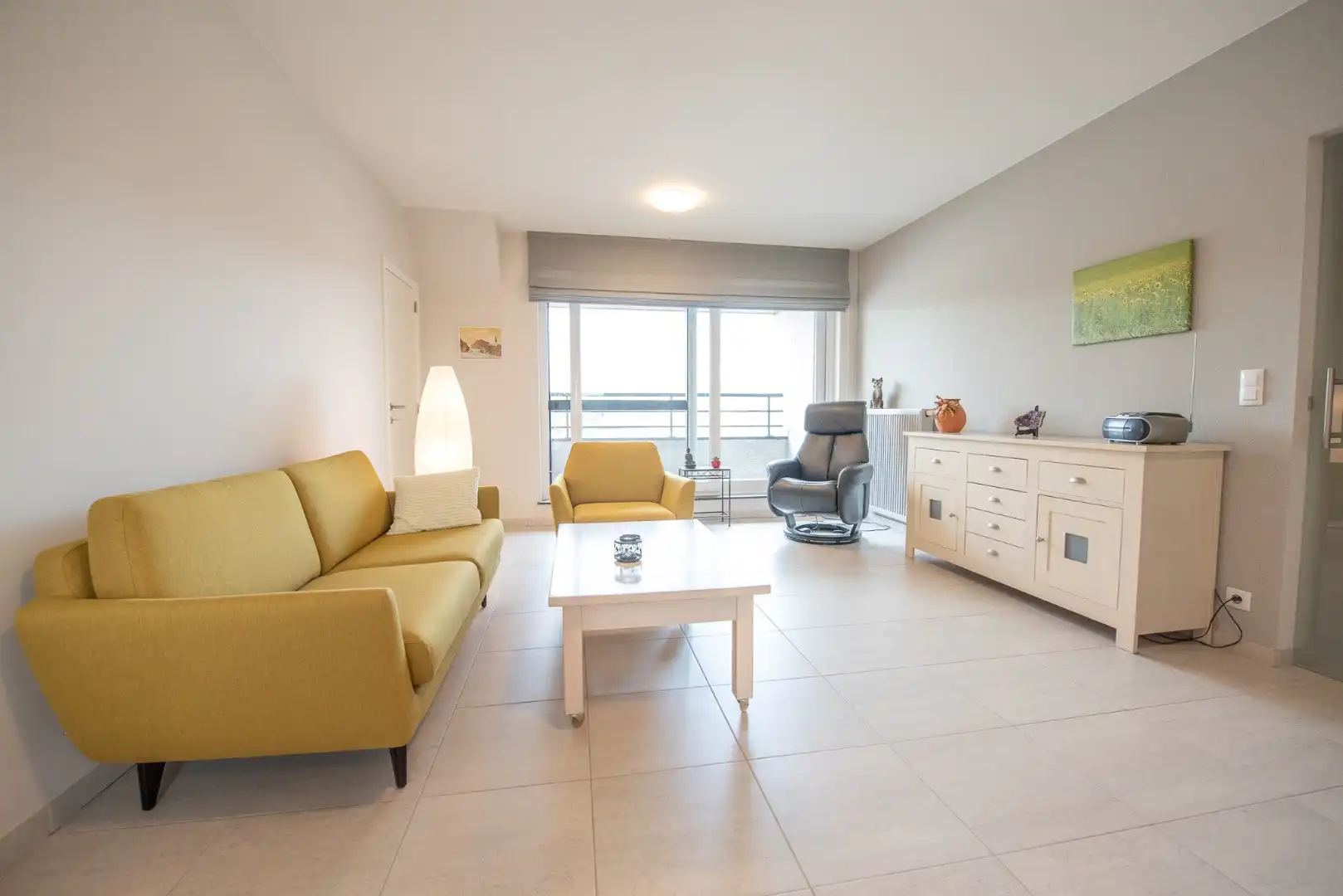 Instapklaar 1-slaapkamerappartement in centrum Olsene foto 6