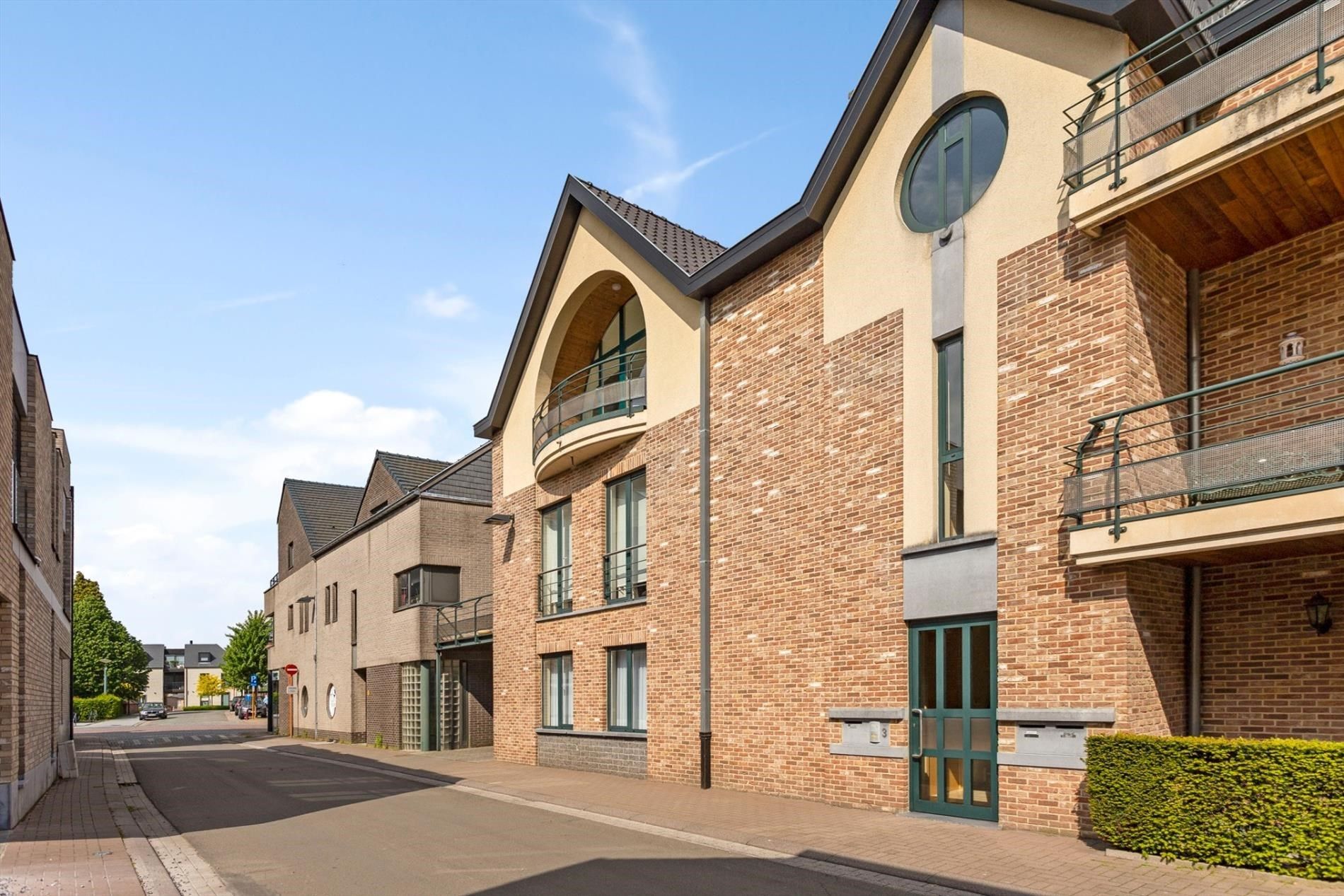 Aangenaam en luchtig appartement met 1 slaapkamer, terras & autostandplaats in ondergrondse garage in hartje Hoeselt foto 22