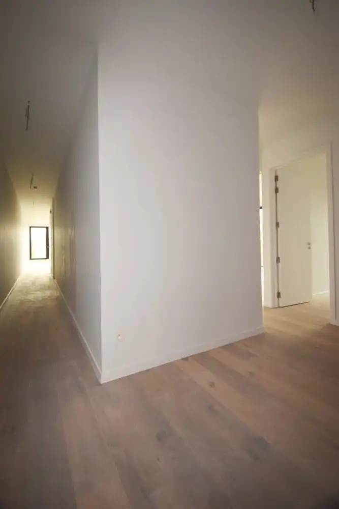 Luxueus en ruim recent appartement met 3 slaapkamers en 2 badkamers. foto 8