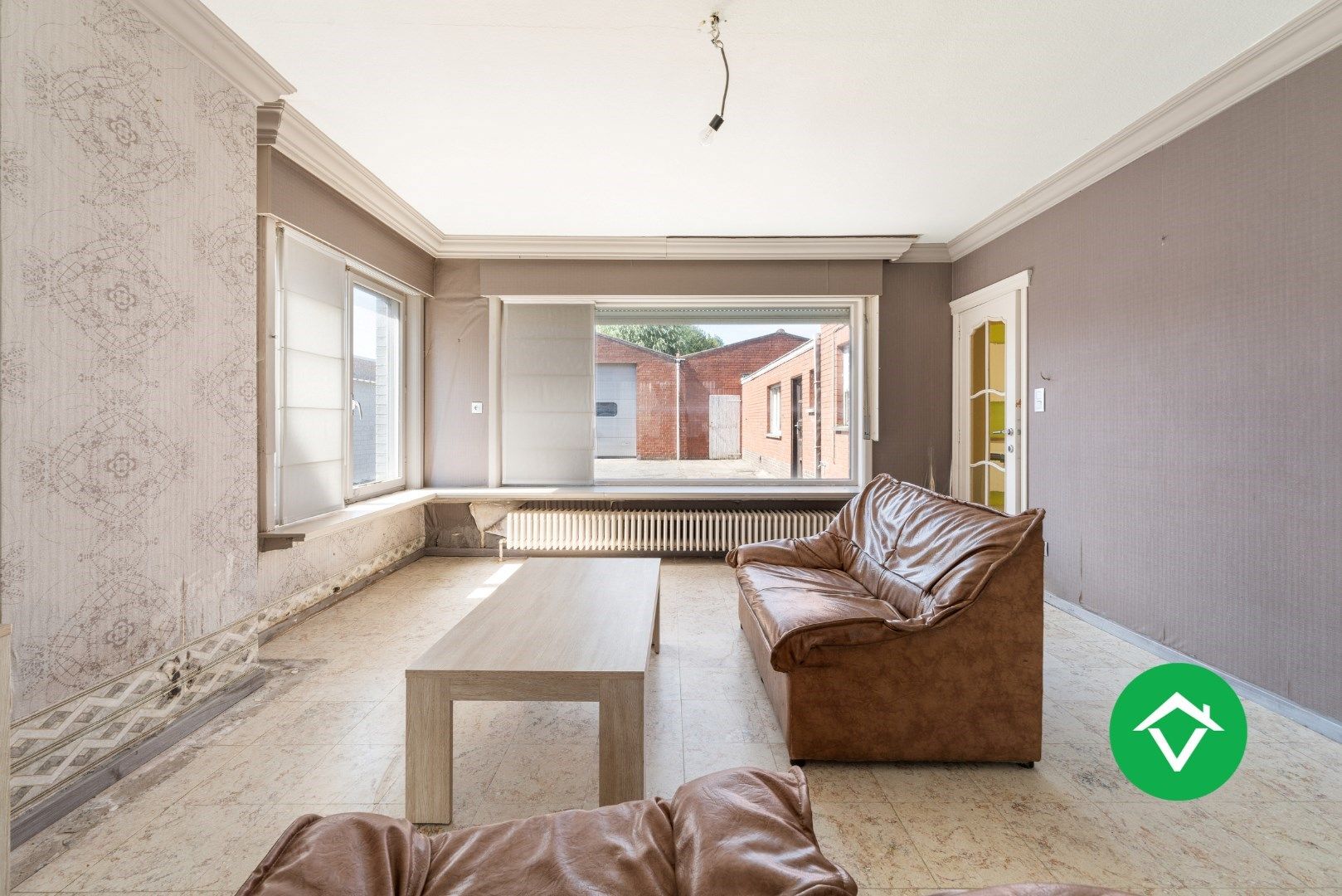 Instapklare woning met 4 slaapkamers en loods te Koekelare foto 9