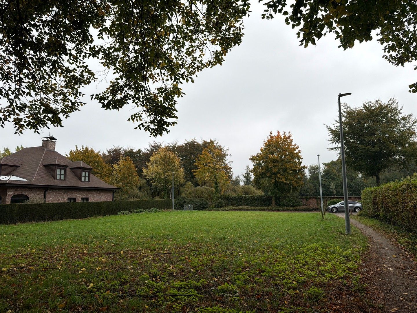 Bouwgrond 813m2 voor open bebouwing foto 6