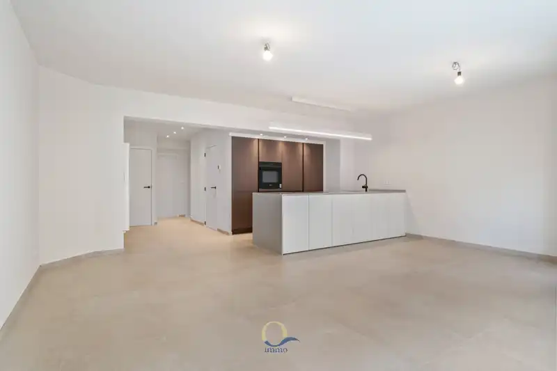 Royaal 2 slpk app. dat eerder dit jaar aan een complete make-over werd onderworpen ! foto 3