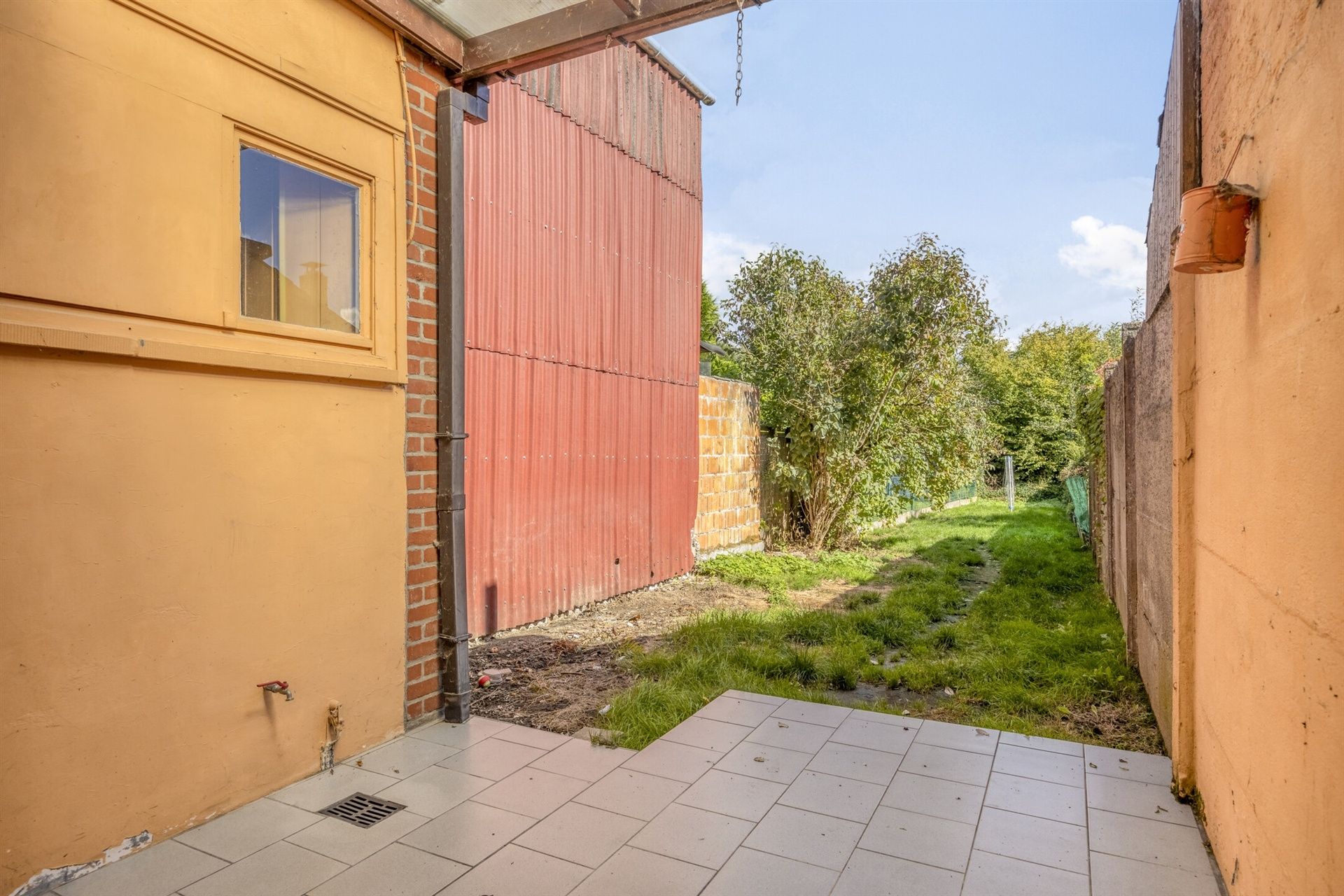 Te renoveren woning met 4 kamers foto 6