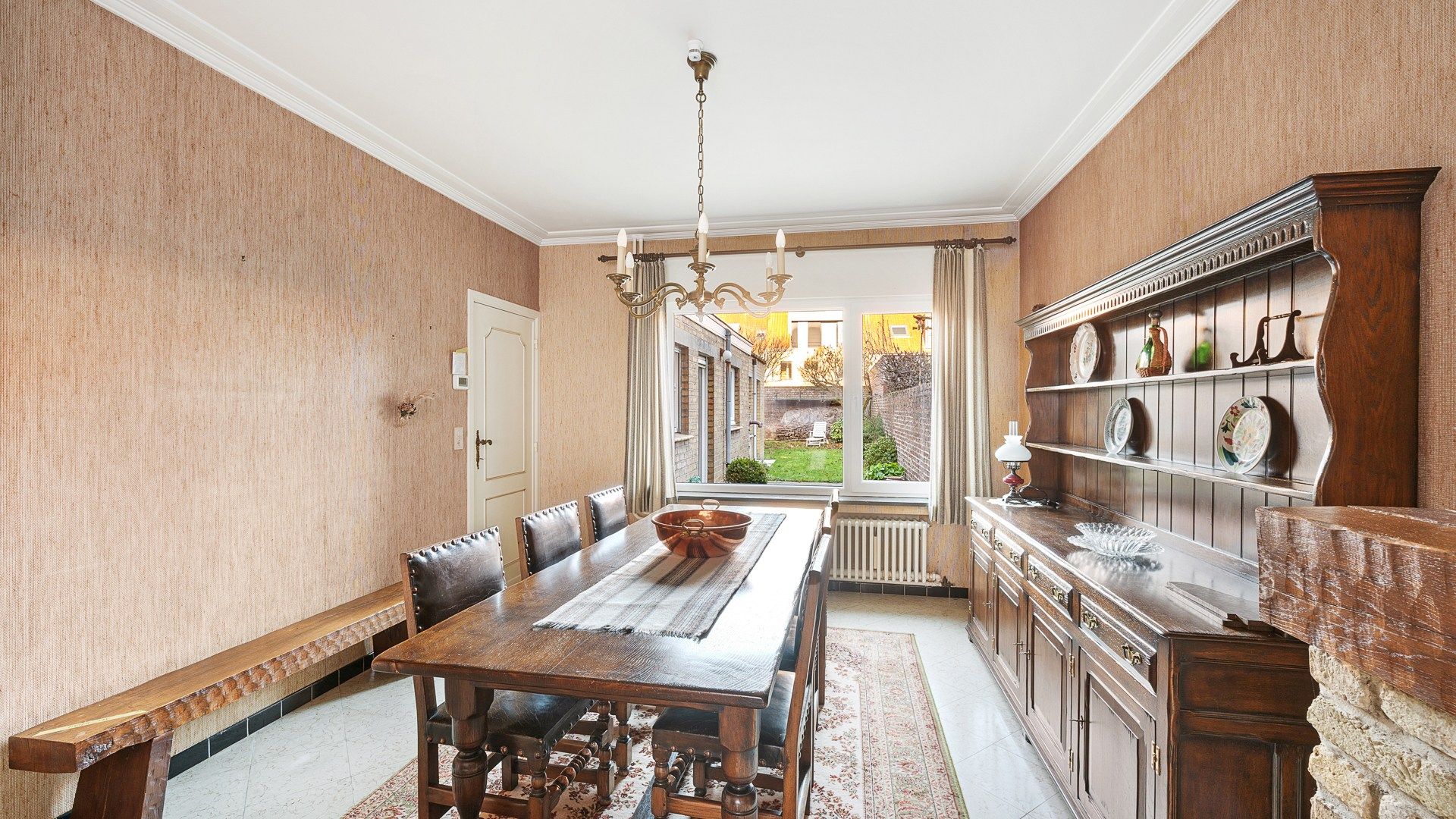 Woning met zonnige tuin en 4 slaapkamers te koop in Oud-Knokke foto 5