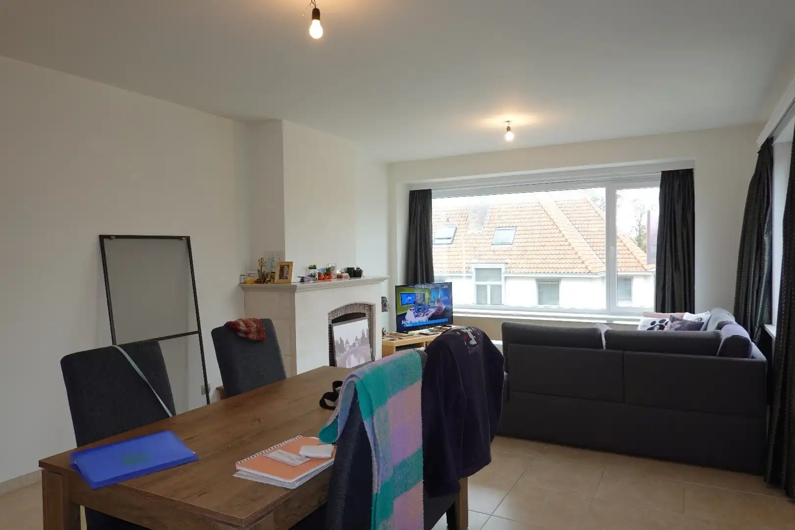 Instapklaar Appartement met 2 slaapkamers en garagebox foto 2