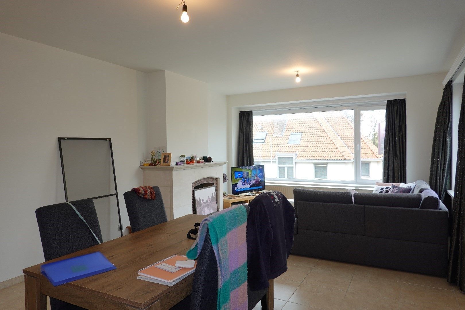 Instapklaar Appartement met 2 slaapkamers en garagebox foto 2