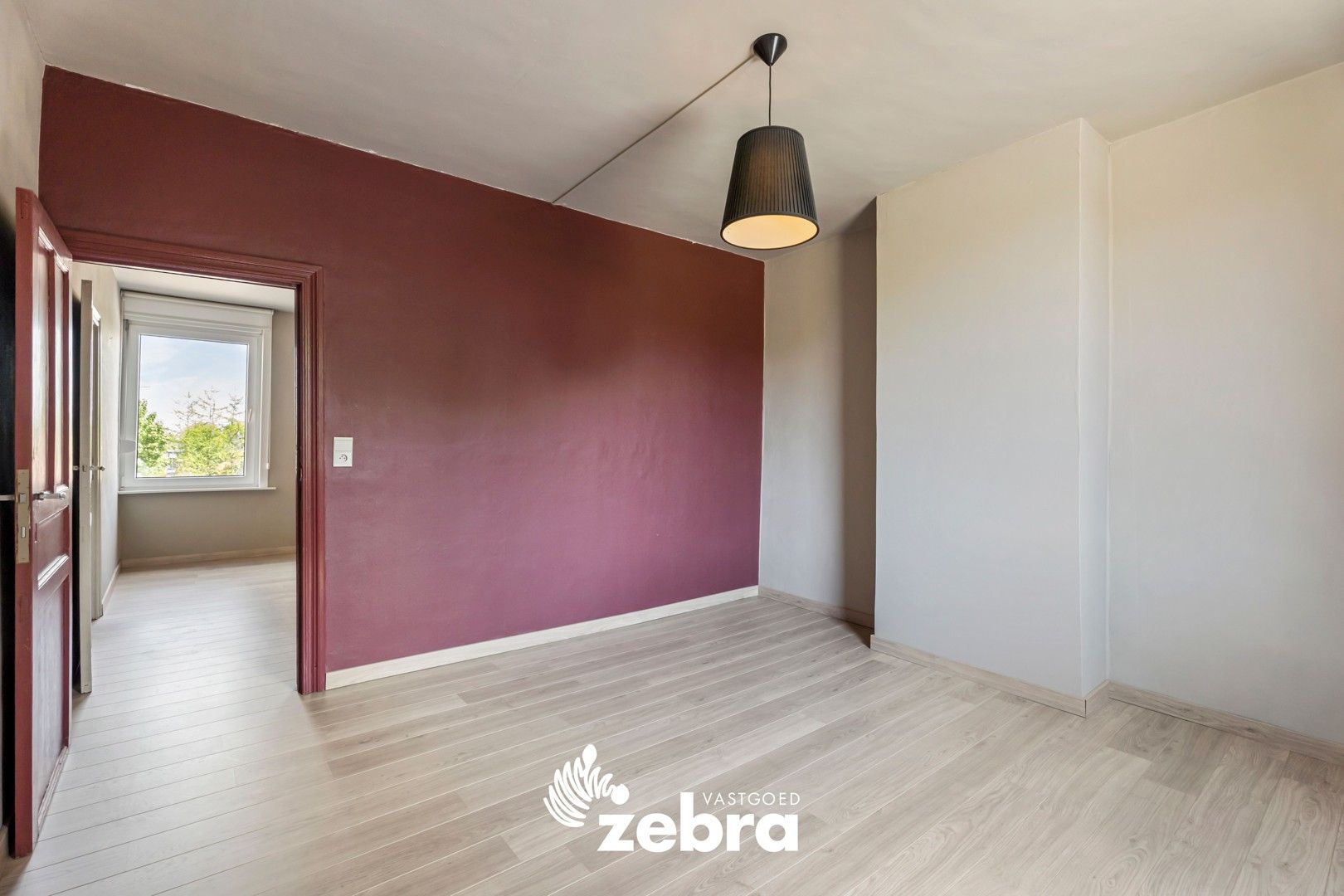 Karaktervolle woning met drie slaapkamers en zuidwestgerichte tuin te Tielt! foto 12