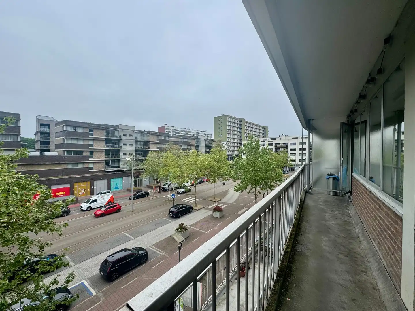Appartement met 2 slaapkamers én garagebox te huur in Genk centrum! foto {{pictureIndex}}