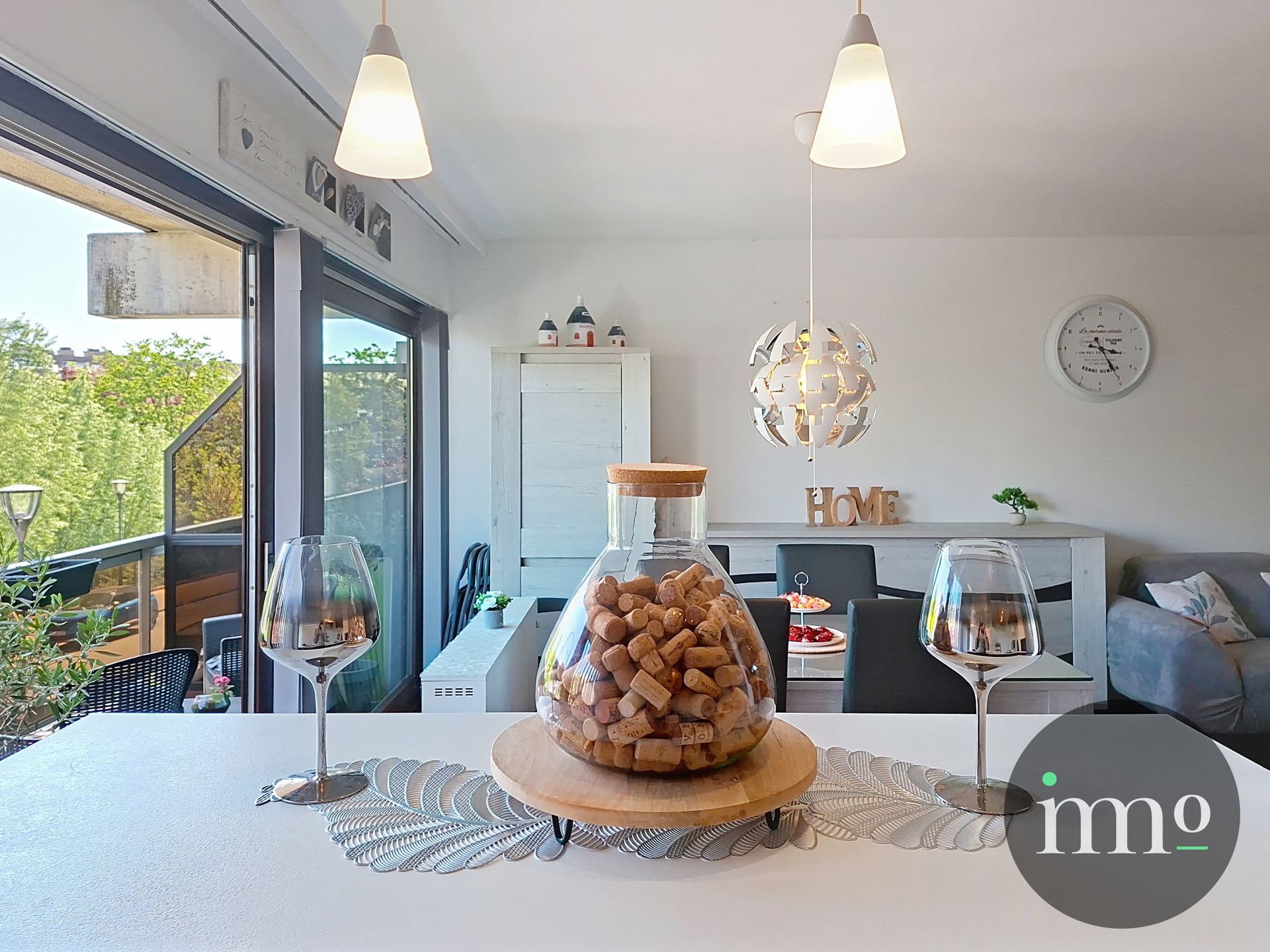 Instapklaar 1-slaapkamerappartement met zonnig terras foto 6