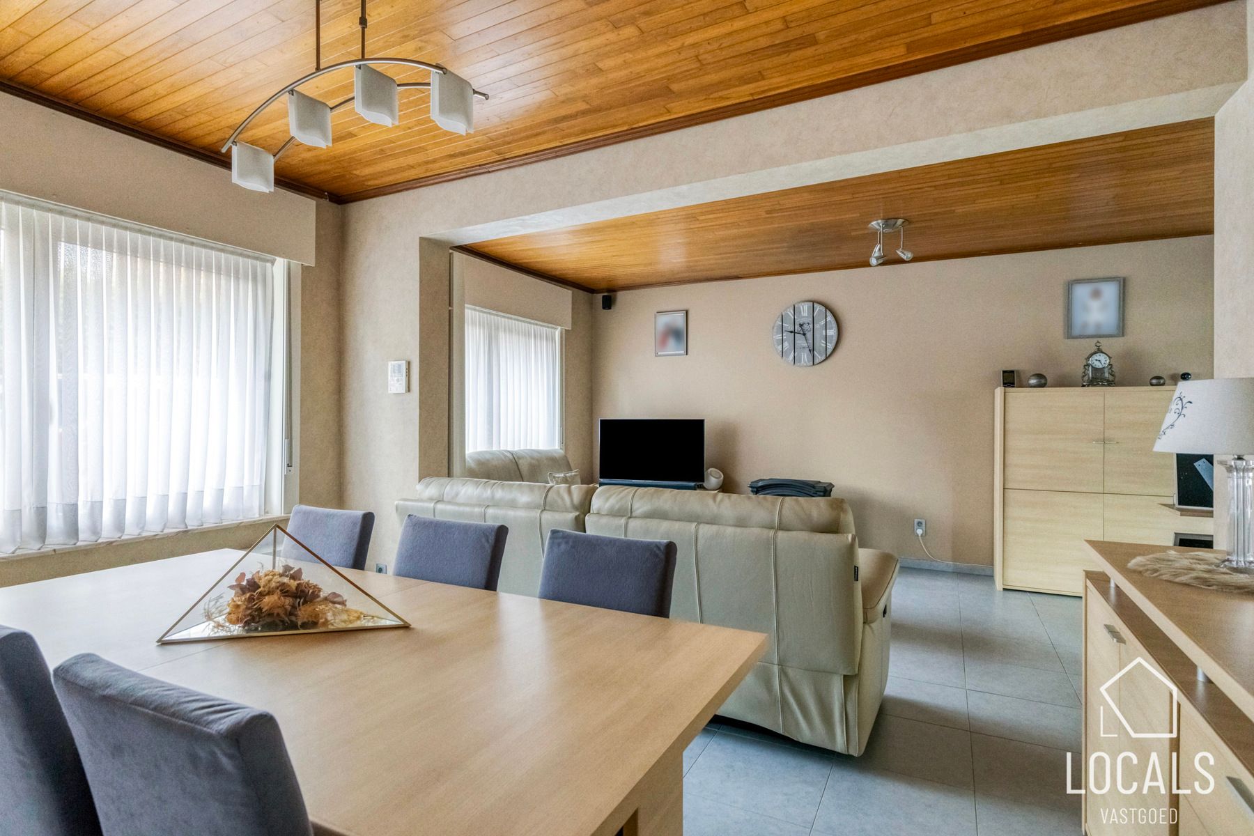 Instapklare woning met 3 slaapkamers, tuin & garage foto 4