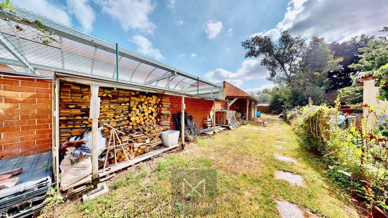 Instapklare gezinswoning met diepe tuin in Menen – Ruimte, licht & comfort foto 14