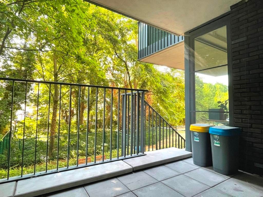 Energiezuinig 3 slaapkamer appartement met zonnig terras en tuin. foto 5