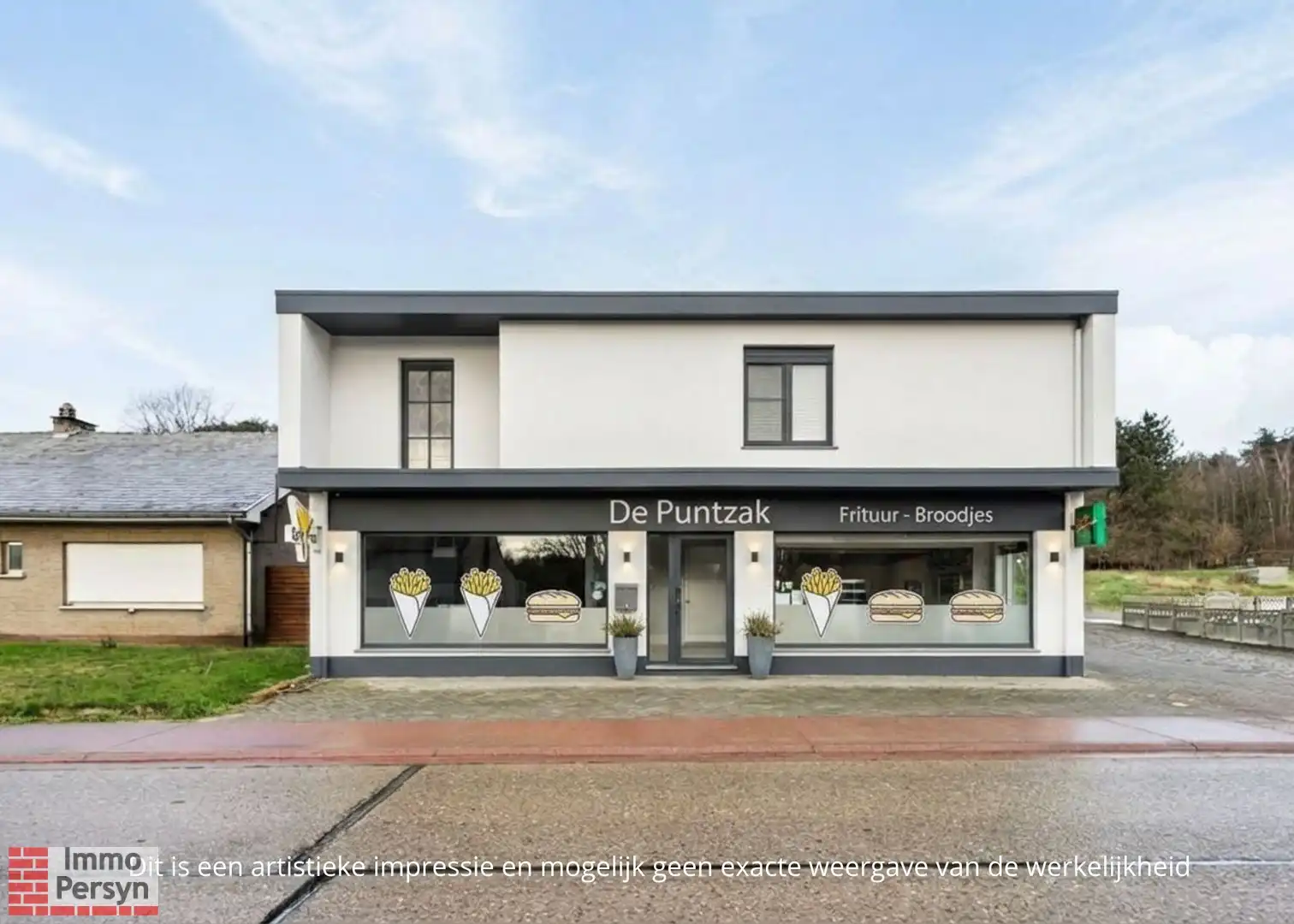 Handelspand met bovenliggend appartement en achterliggende bouwgrond. foto {{pictureIndex}}