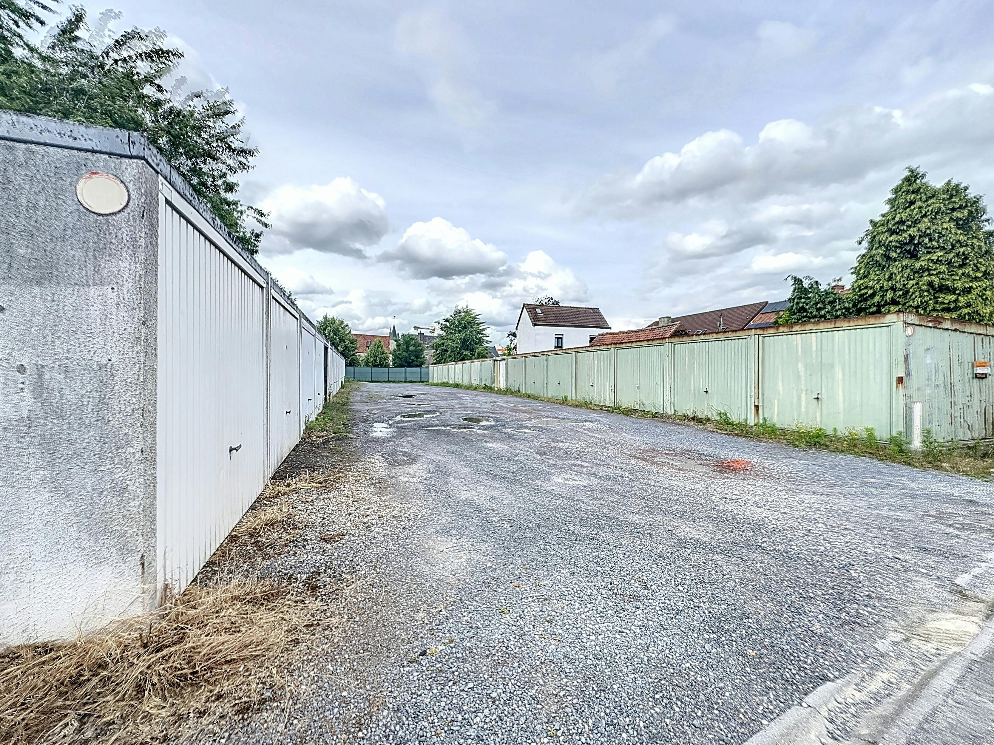 Opbrengsteigendom: garageboxen te koop in Sint-Eloois-Vijve foto 5