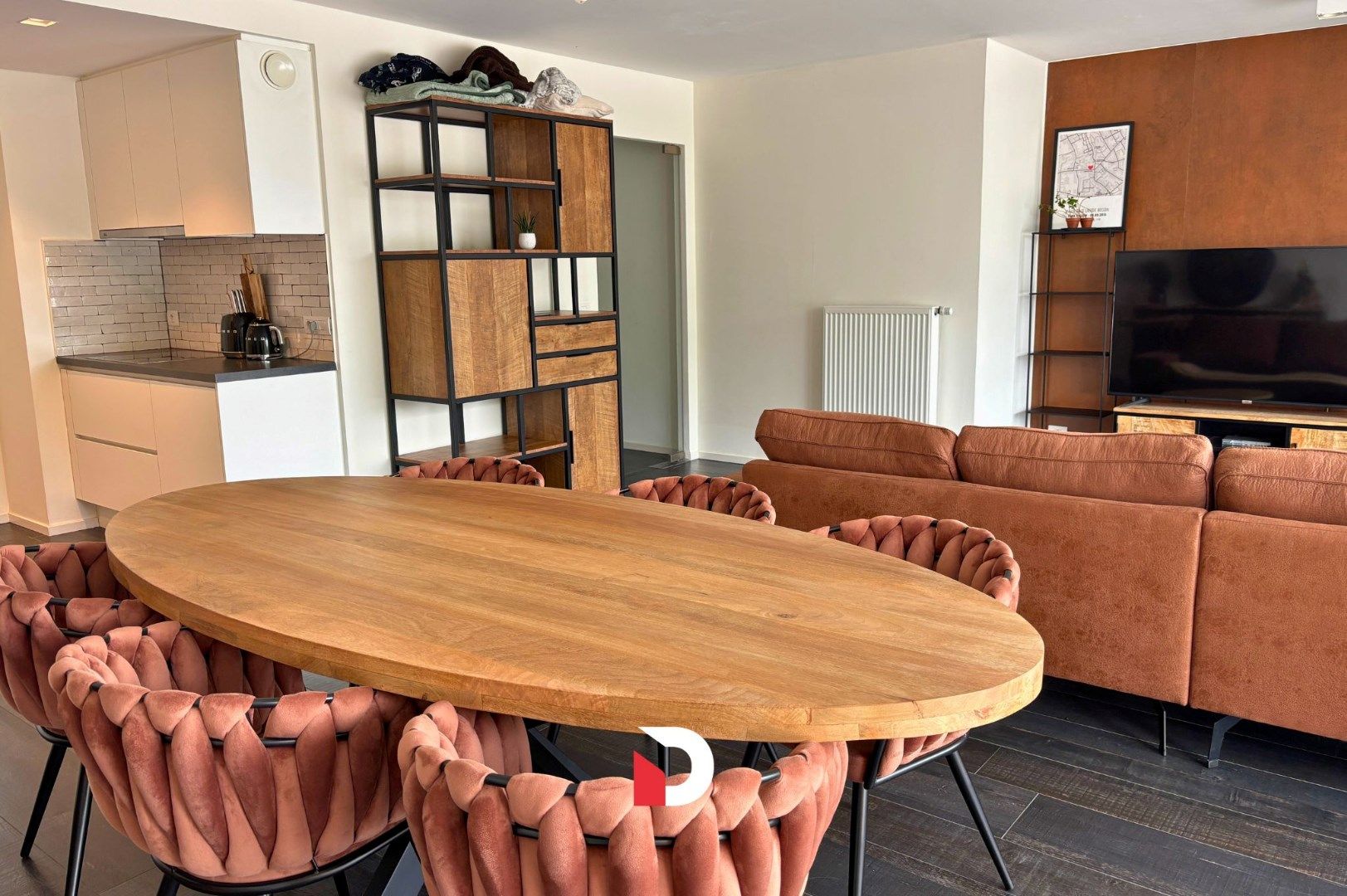 Recent appartement met 2 slaapkamers en ruim terras foto 4