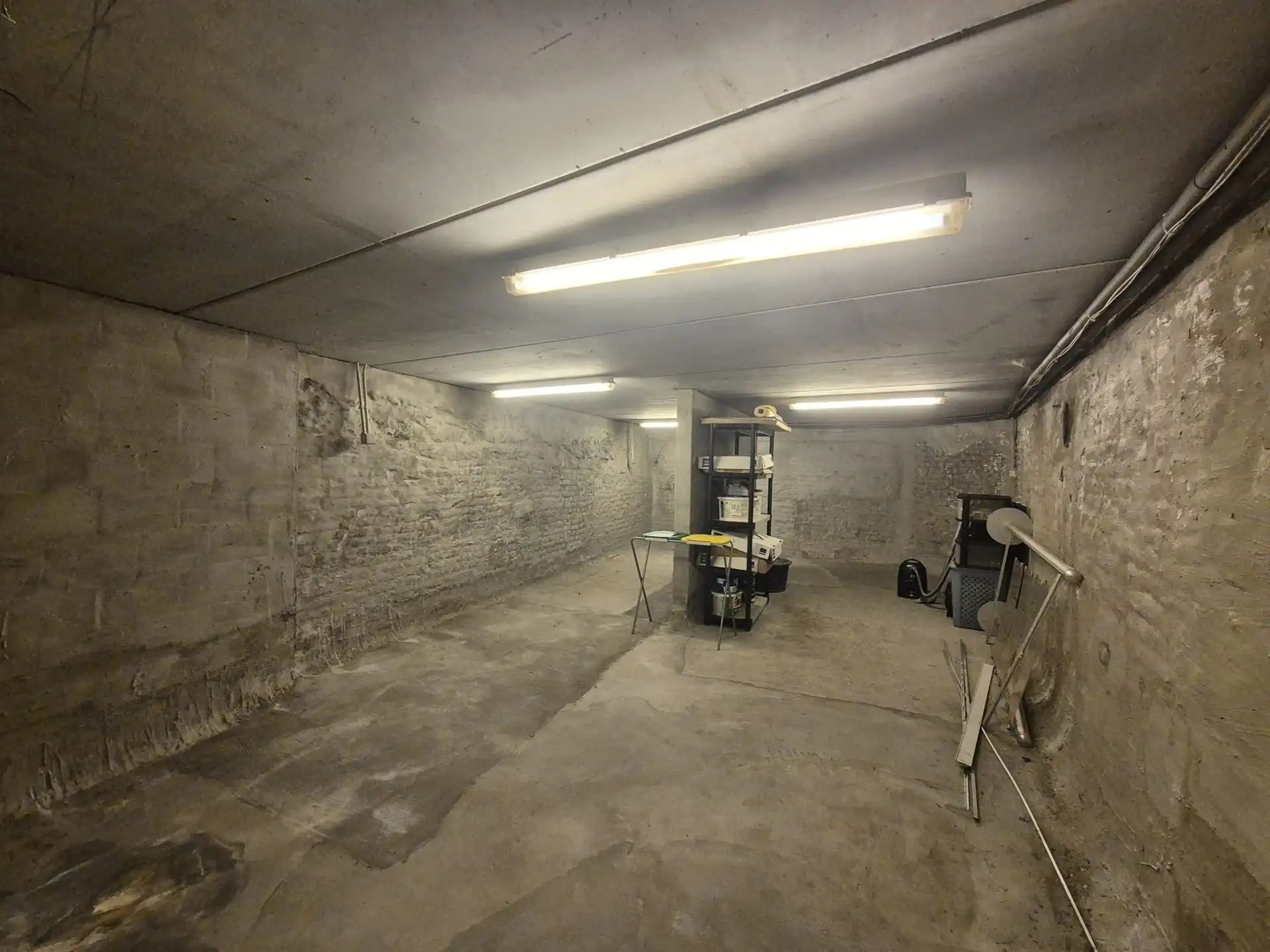 Handelspand te huur op topligging in Wetteren. foto 16