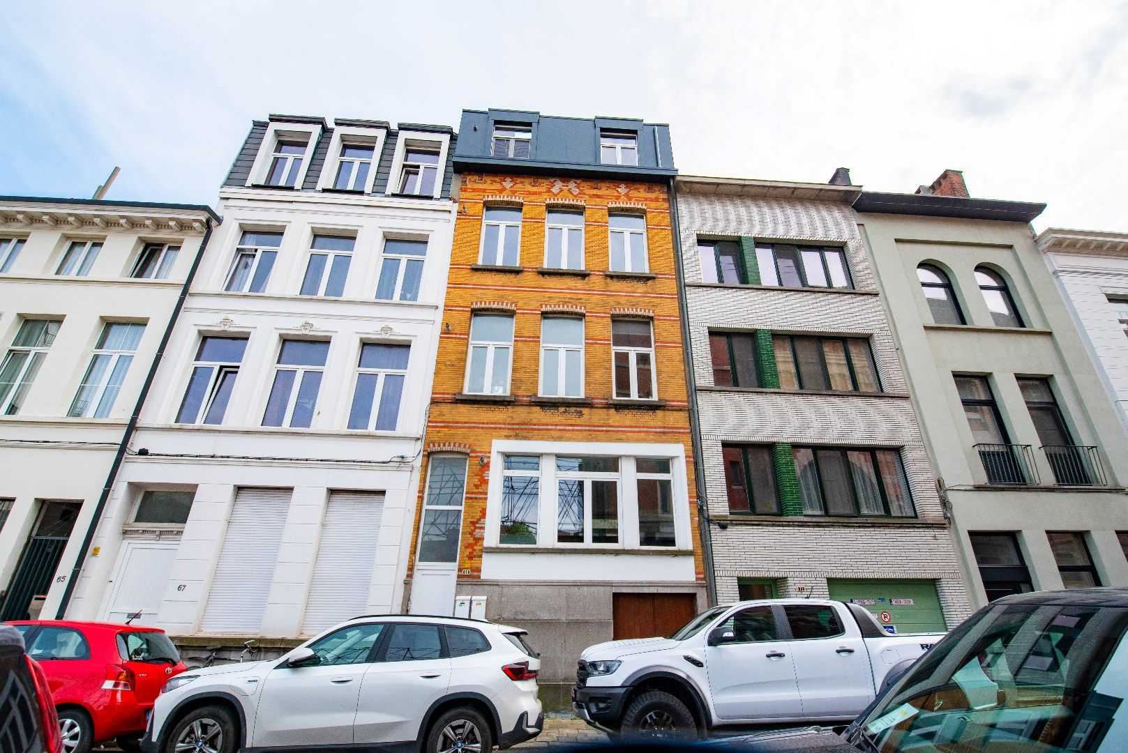 Studio te huur op centrale locatie in Antwerpen foto {{pictureIndex}}