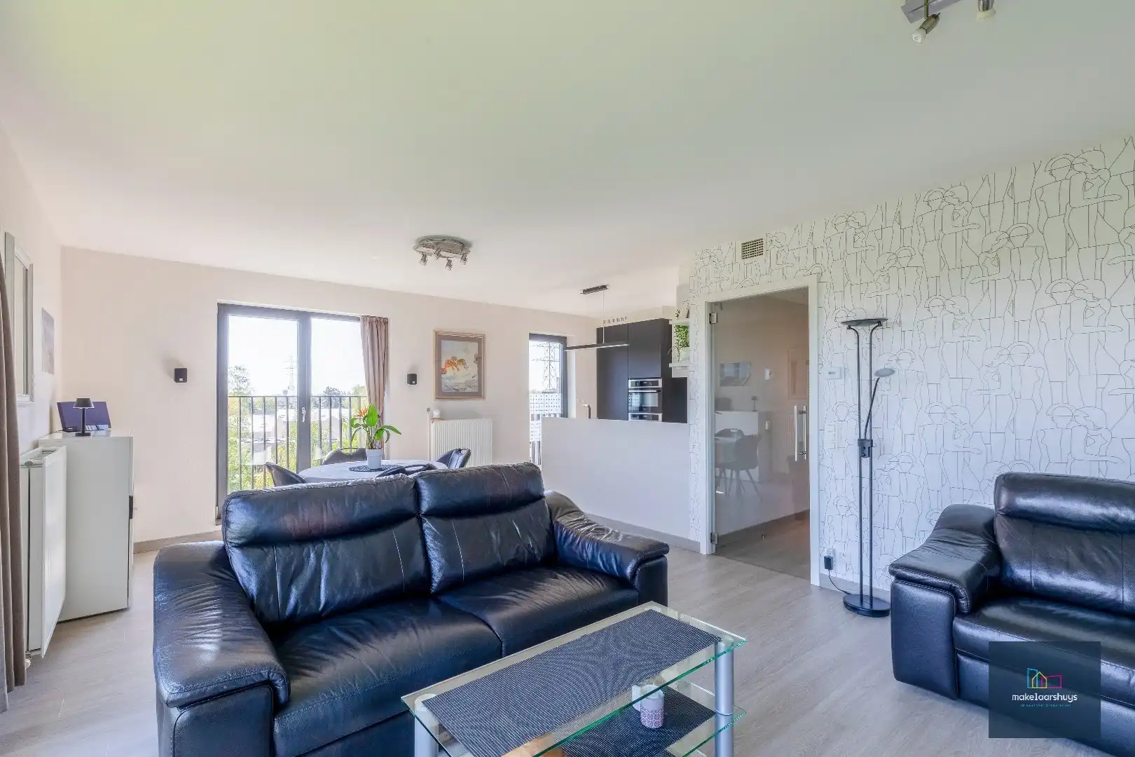 Stijlvol Penthouse met 2 slaapkamers en ruim terras. foto 6