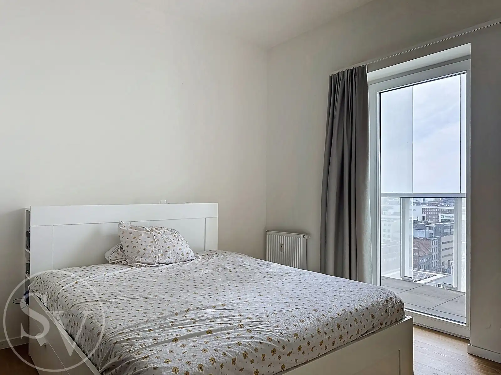 APPARTEMENT, 1 slpk, terras en PARKING. foto 7