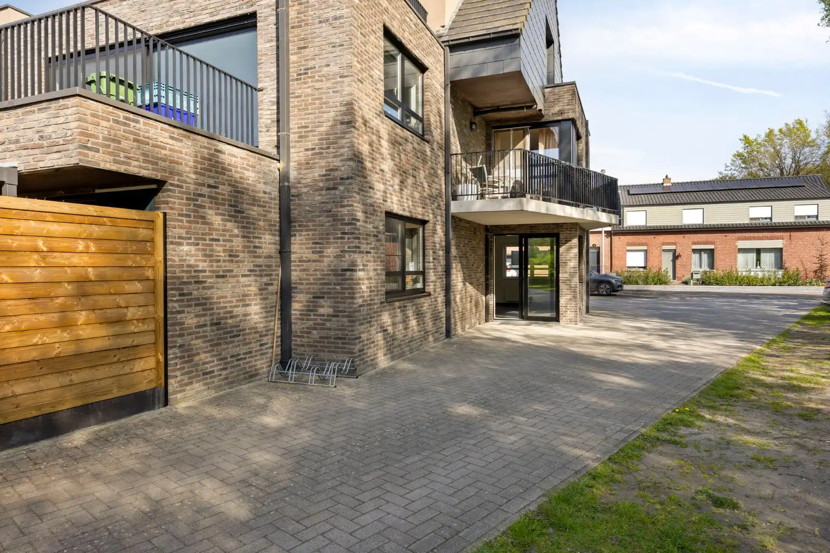 Ruim gelijkvloers 2 slaapkamer appartement met garage op centrale ligging te Dessel foto 16