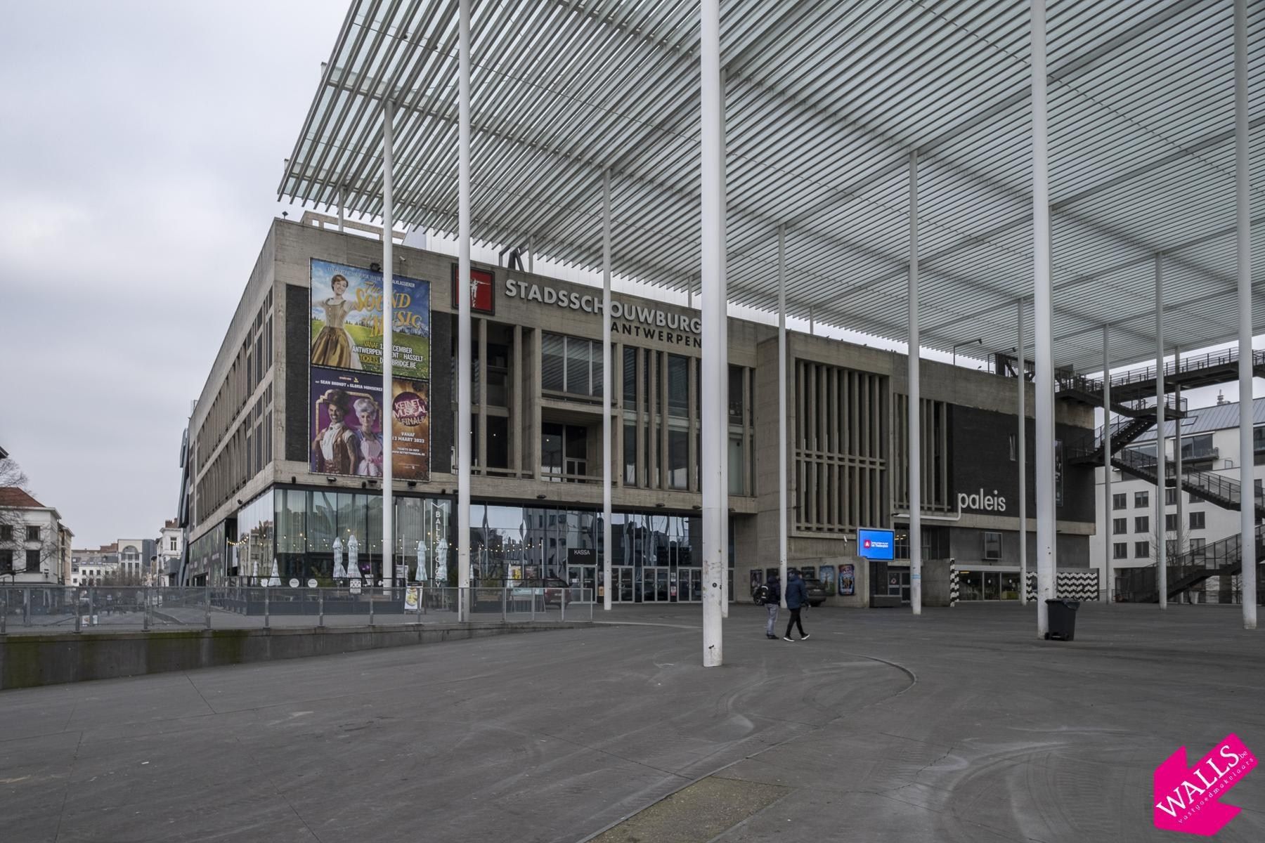 Lichtrijke studio aan Theaterplein! foto 14