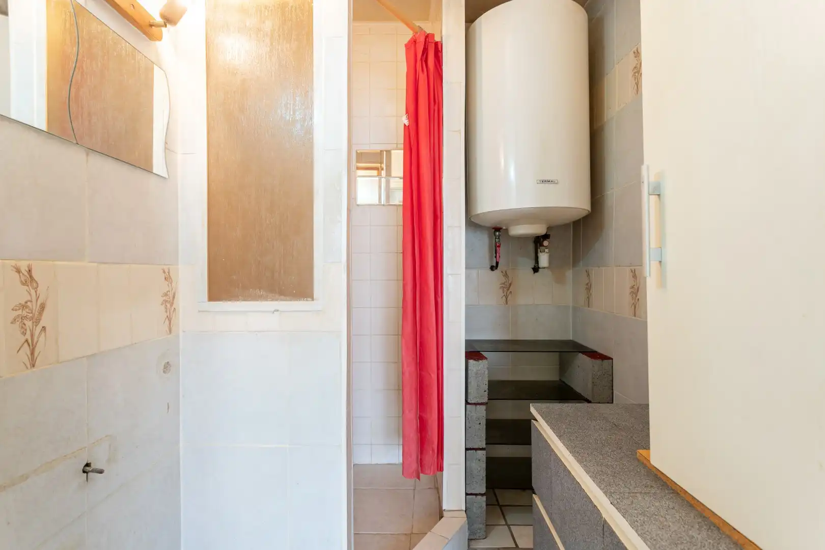 Te renoveren appartement met 1 slaapkamer, terras en kelderberging in Ganshoren foto 14