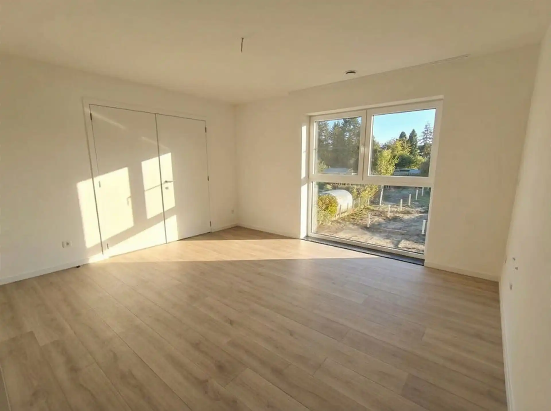 Vrijstaande gezinswoning met tuin in rustige omgeving. foto 11