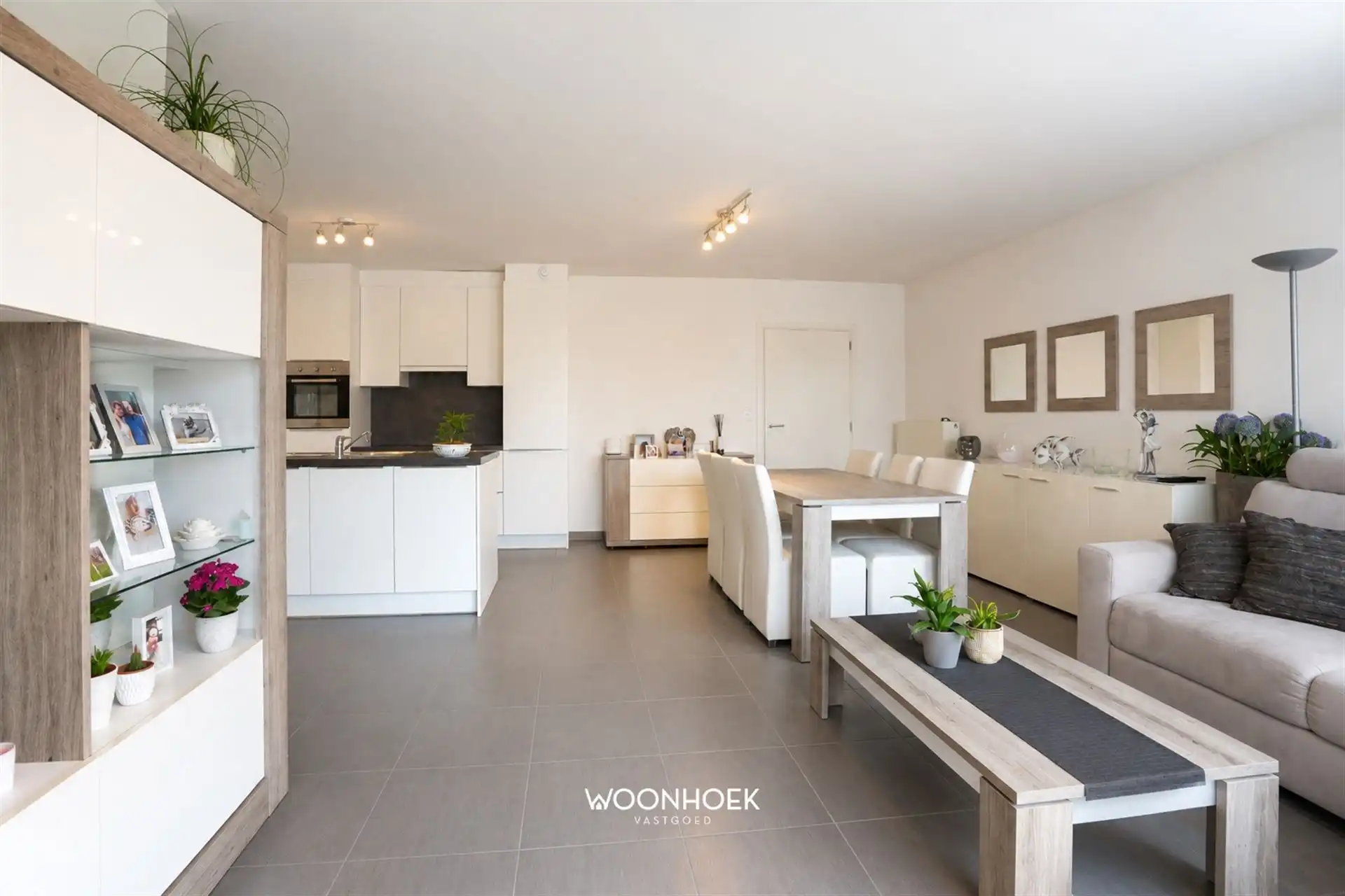 Lichtrijk, energiezuinig appartement met gezellig terras  foto 3