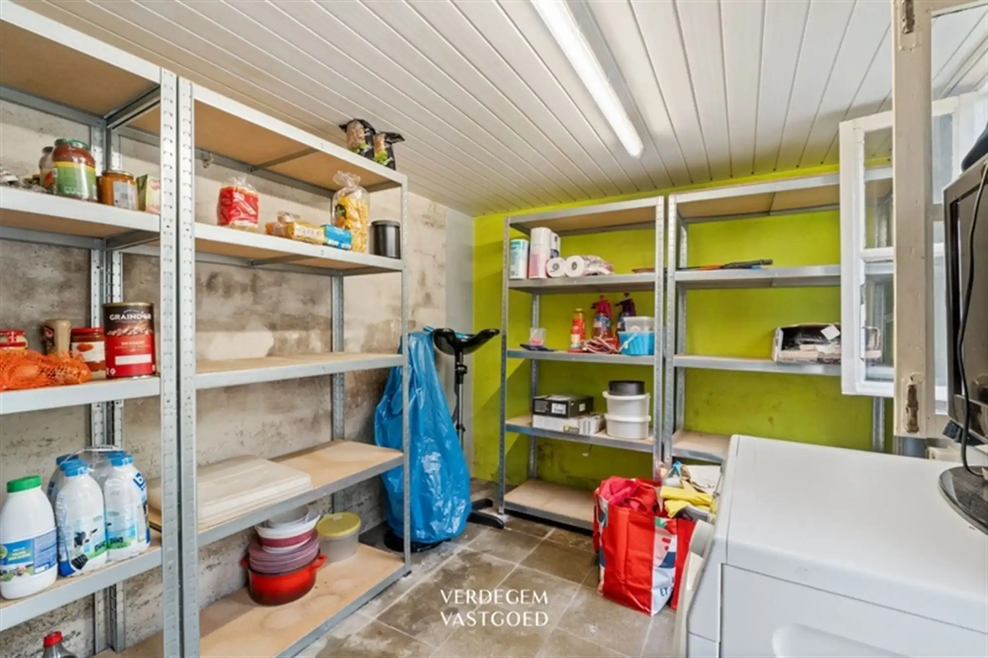 Vrijstaande woning met 2 slaapkamers, tuin en weidse zichten foto 11